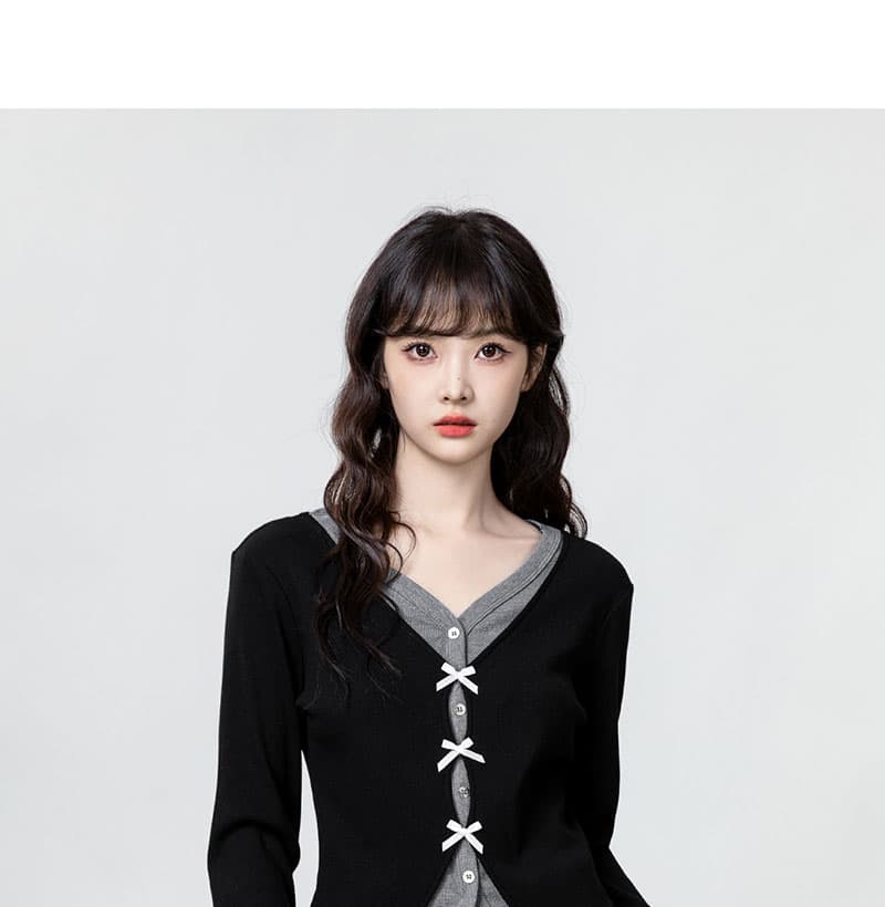 페이크 레이어드 배색 긴팔 풀오버 봄 가을 몸매 가꾸기 쇼트 스타일 V넥 니트 맨위 상세 이미지 7