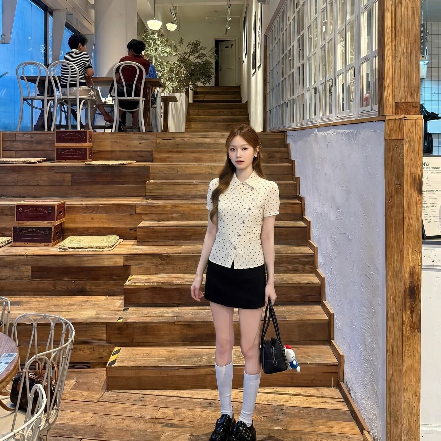 학원 스타일 비스듬한 칼라 도트 무늬 여성 셔츠 여름 새로운 캐주얼 다용도 화이트 반팔 셔츠 이미지 5
