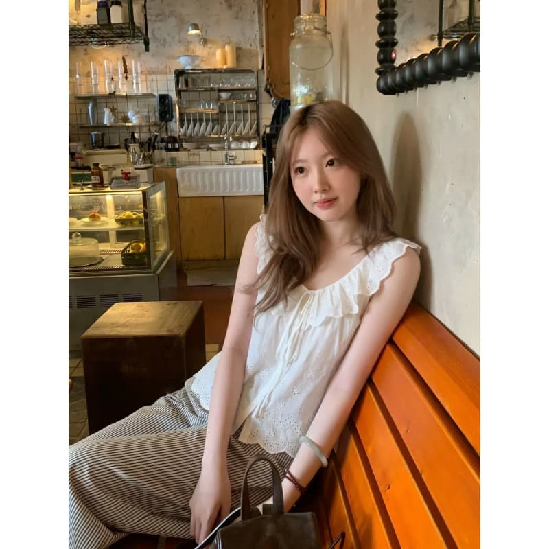 디자인 센스 화이트 프릴 인형 셔츠 여성 여름 작은 대중 달콤함 연령 감소 레이스업 맨위 상세 이미지 2