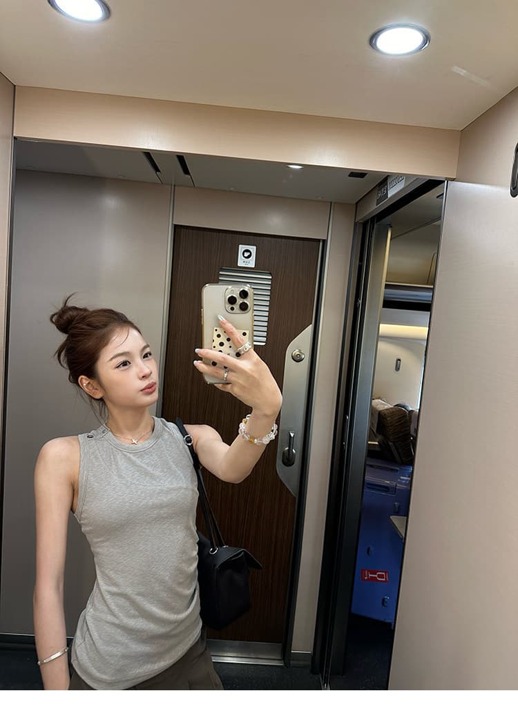 뒤로 비틀림 디자인 센스 신축성 단어 캐미솔 핫걸 민소매 외출용 맨위 여름