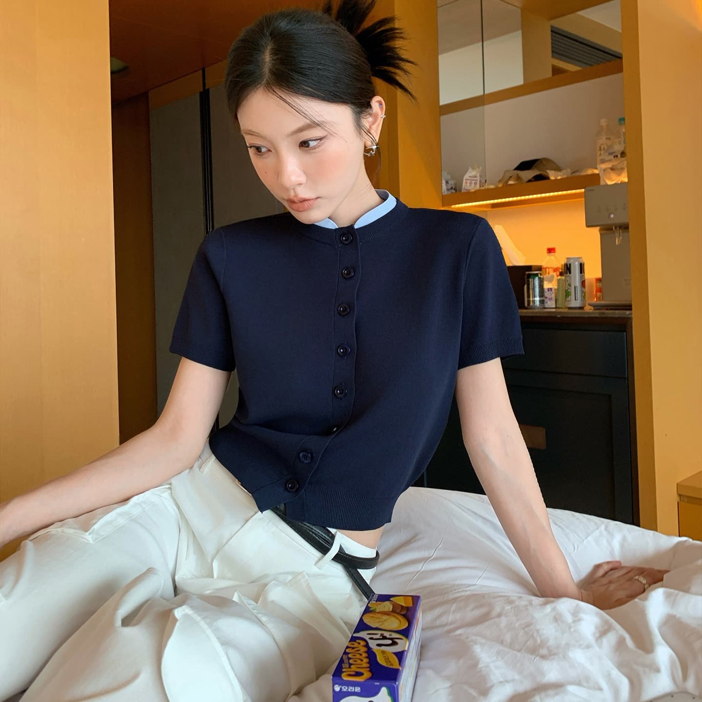 miu 부서 라운드 넥 니트 반팔 티셔츠 여성 가을 페이크 레이어드 허리 수축 슬림해 보이는 쇼트 스타일 맨위 이미지 5