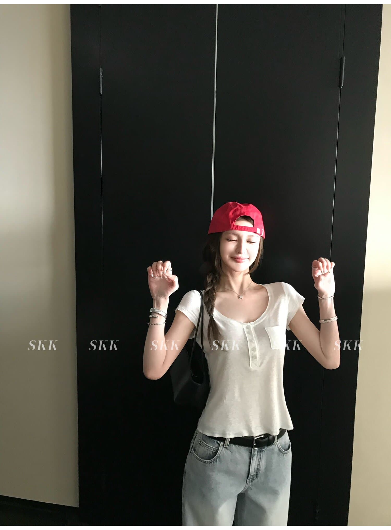 고급 질감 센스 아마 단추 헨리 칼라 작은 주머니 다용도 티셔츠 이미지 2