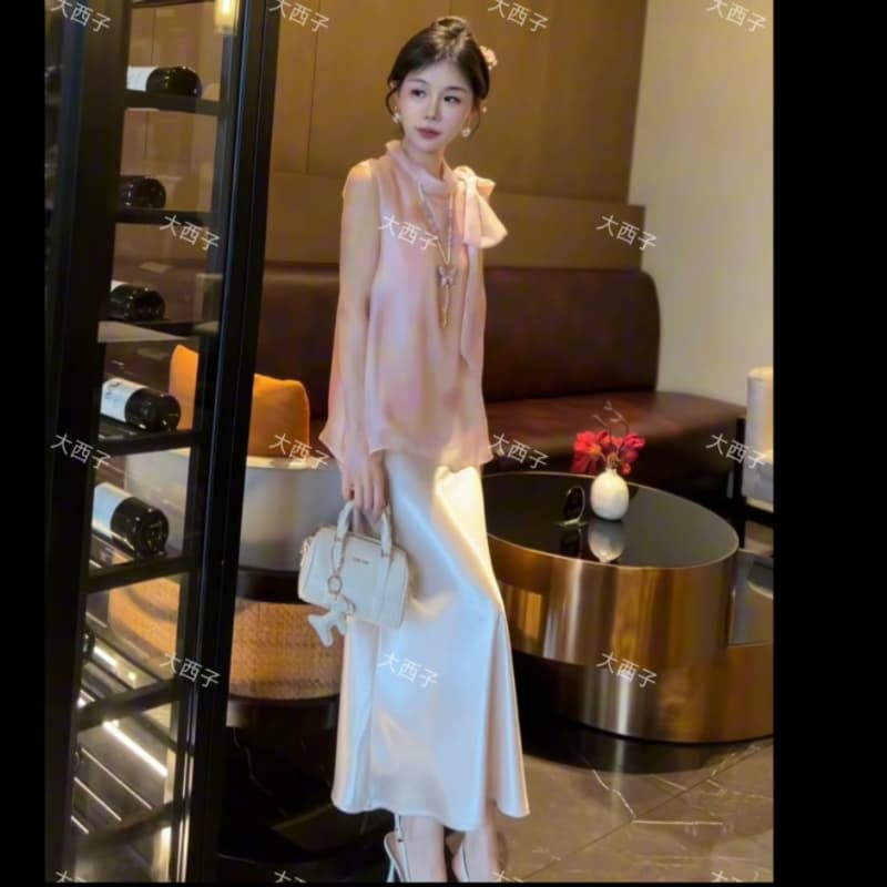 프릴 레이스업 민소매 맨위 깃발 새틴 반신 스커트 두 조각 여성 세트 여름 품격 빛 요리 한 세트 이미지 3