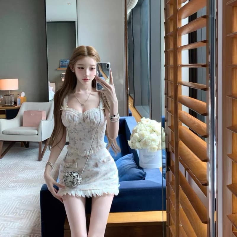 늦게 우산 우산 26 ss 남쪽 법 아이리스 jubi 자수 꽃무늬 허리 수축 레이스업 맨위 꽃무늬 꽃잎 미니 스커트
