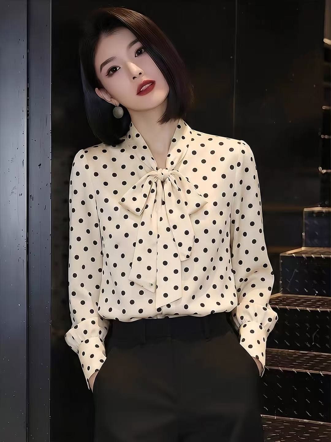 작은 대중 Chic 레트로 디자인 센스 작은 셔츠 2026 이른 가을 새로운 여성 의류 고급 센스 다용도 몸매 가꾸기 슬림해 보이는 맨위 이미지 4