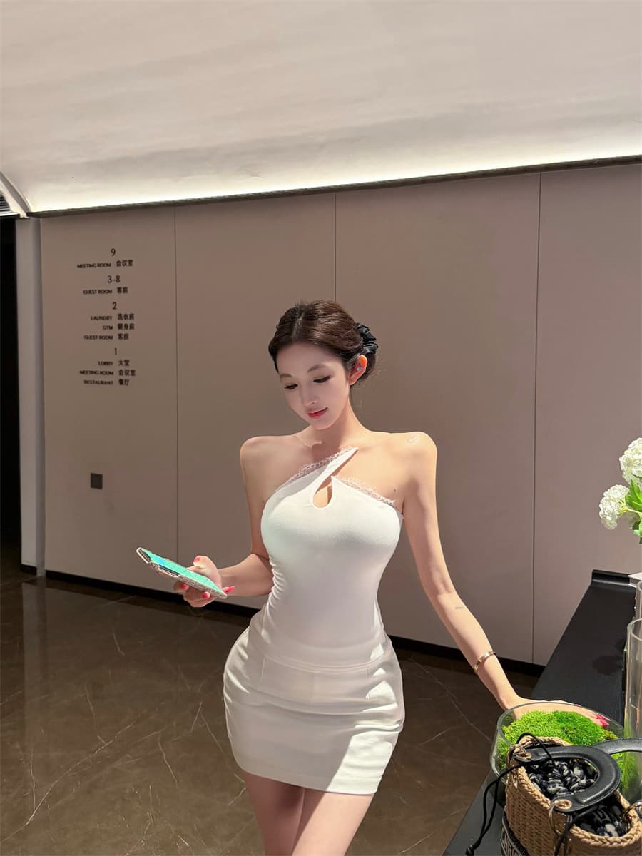 실사 정가 낭만주의 비대칭 비스듬한 칼라 행침 목 홀로우 아웃 레이스 조끼 슬립 맨위 상세 이미지 15