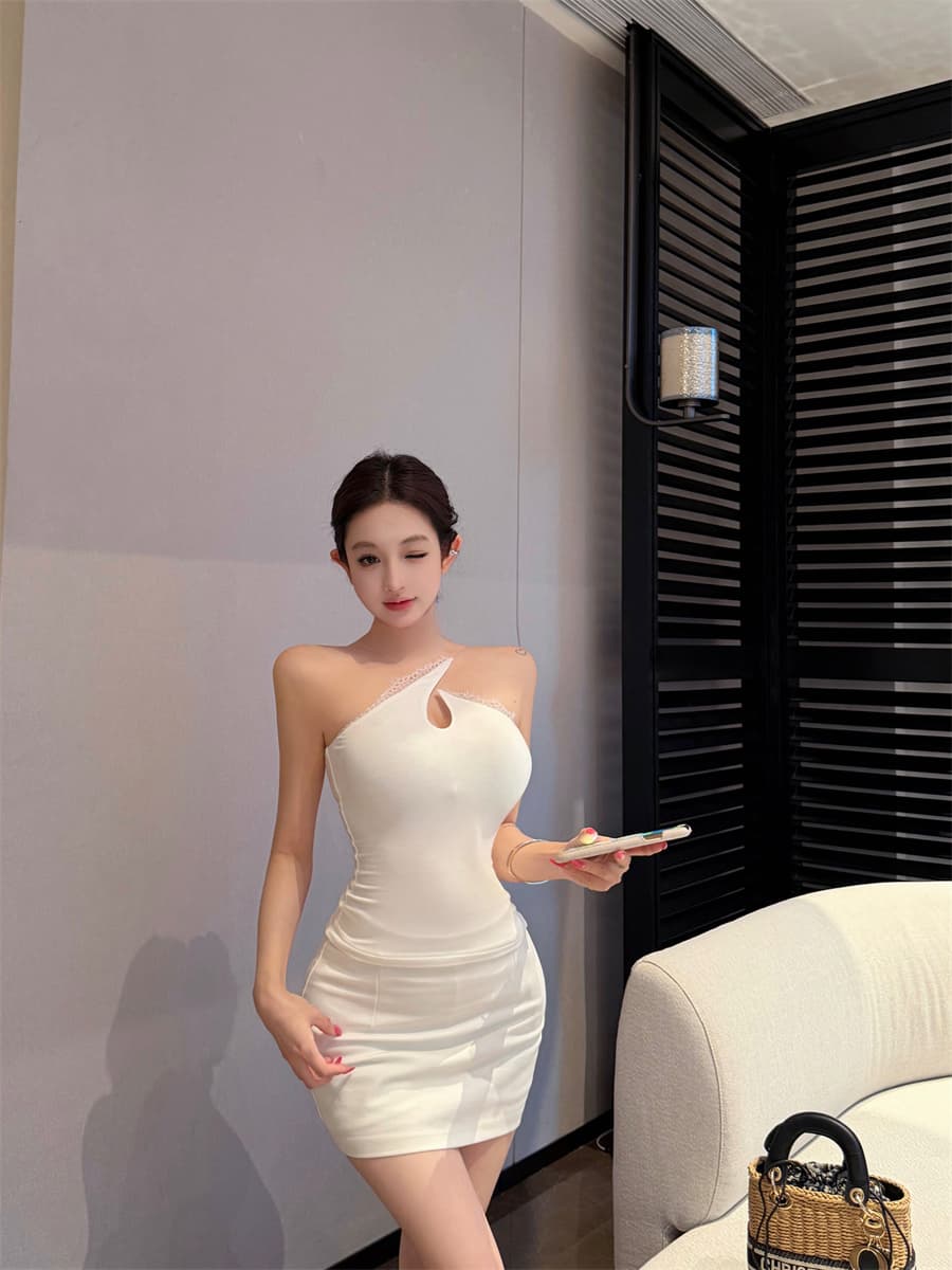 실사 정가 낭만주의 비대칭 비스듬한 칼라 행침 목 홀로우 아웃 레이스 조끼 슬립 맨위 상세 이미지 16
