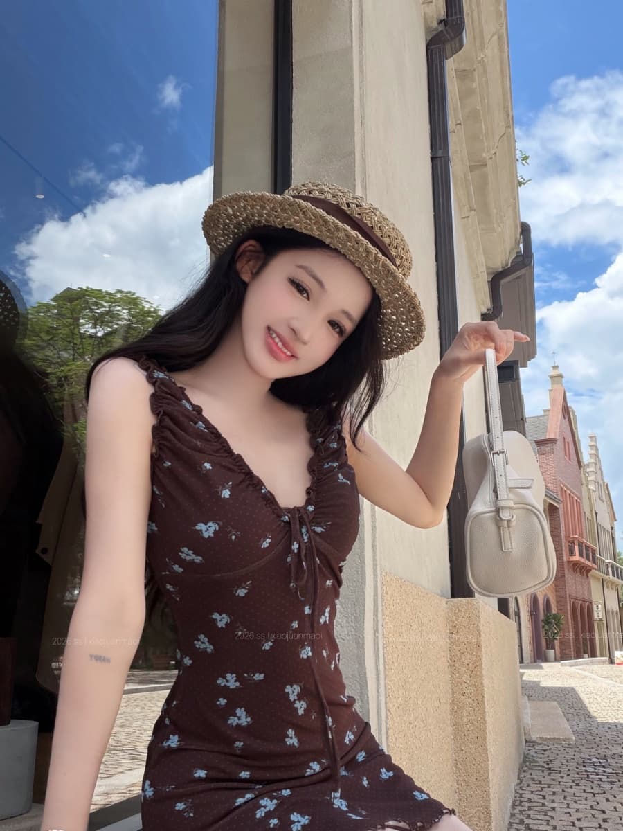 실사 정가 남자 조정 파리 V넥 꽃무늬 드레스 여름 허리 수축 슬림해 보이는 몸매 가꾸기 슬립 드레스 상세 이미지 10