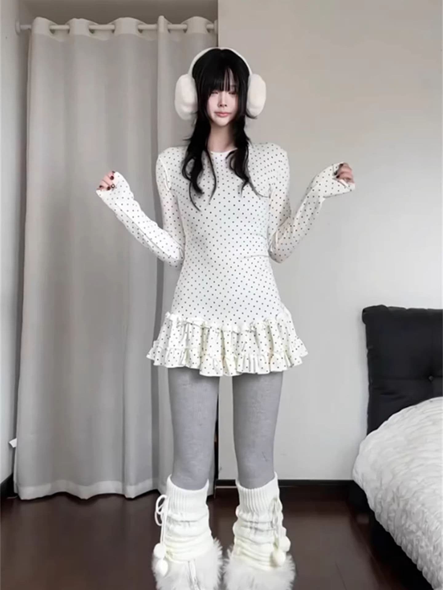 가을 겨울 캐주얼 슬림해 보이는 스택 착용 다용도 만나는 레트로 도트 무늬 프릴 몸매 가꾸기 긴팔 티셔츠 한 첨부 된 의류 ins 상세 이미지 3