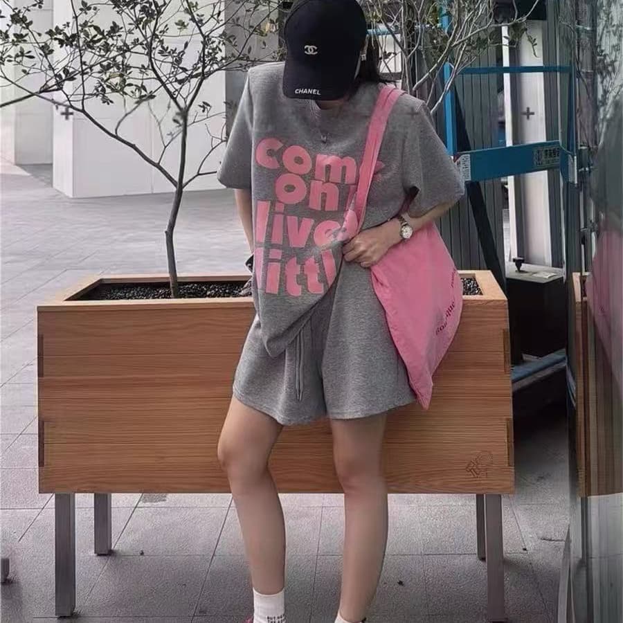 아메리칸 새로운 웃음 하 바람 알파벳 프린트 세트 캐주얼 운동 반팔 맨위 넓은 다리 운동 짧은 상세 이미지 4