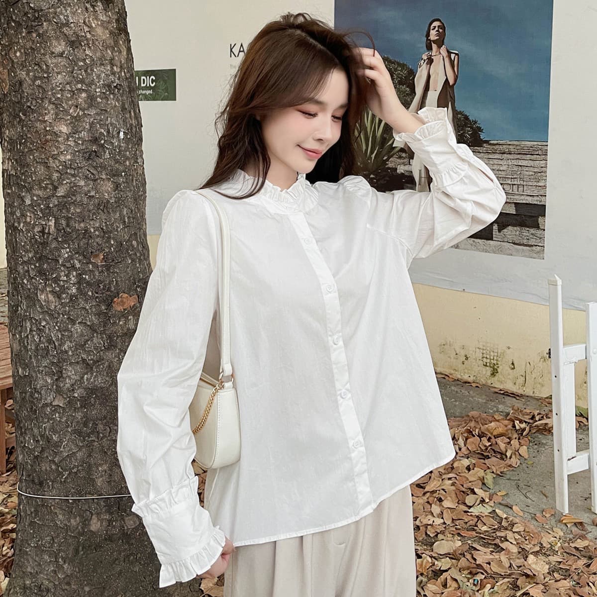 실사 가을 겨울철 새로운 여성 단색 셔츠 긴팔 루즈핏 외출용 목이버섯 측면에 상세 이미지 2