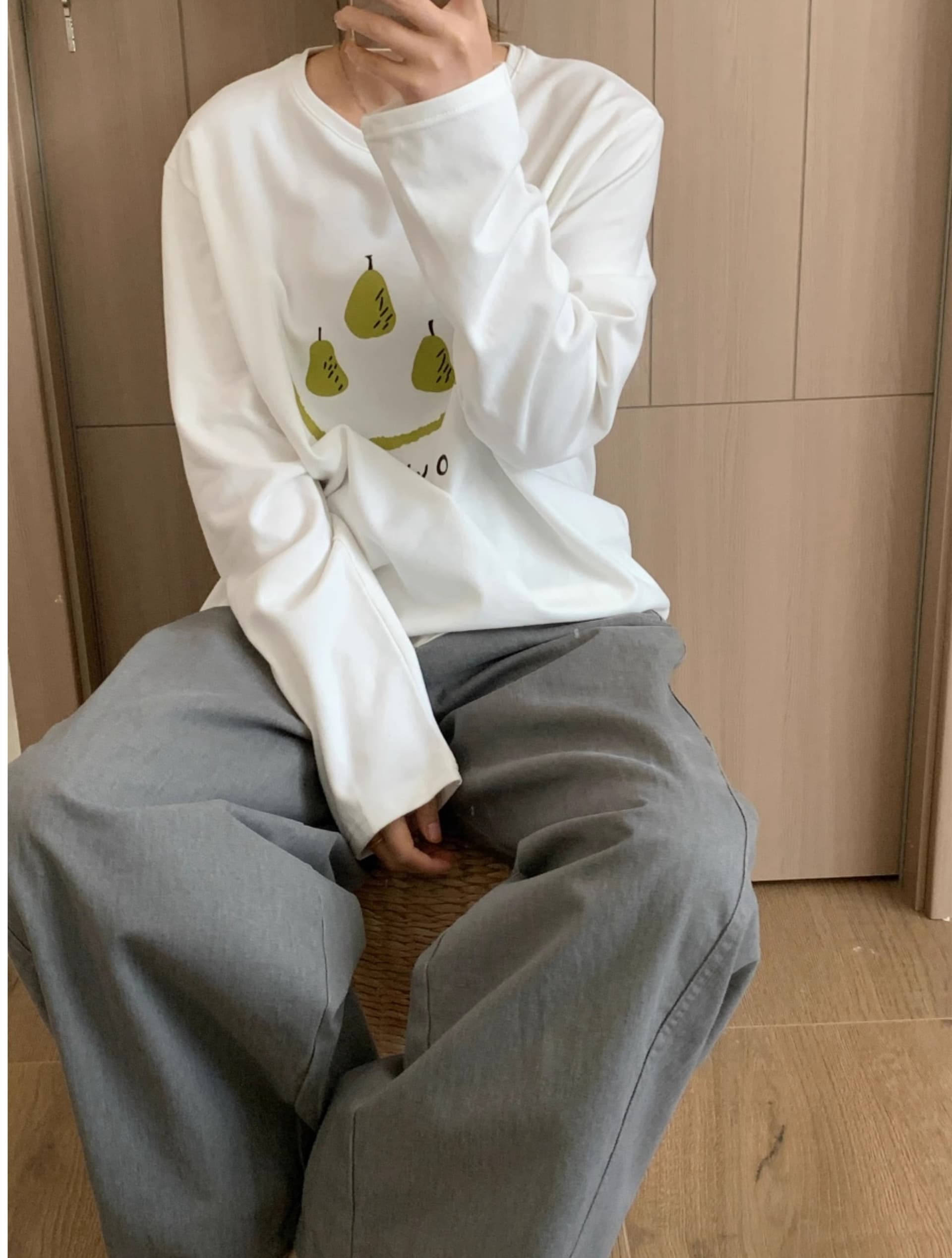 202 봄 가을 새로운 ins 재미있는 강아지 프린트 화이트 긴팔 티셔츠 캐주얼 다용도 라운드 넥 맨위 기본 셔츠 이미지 3