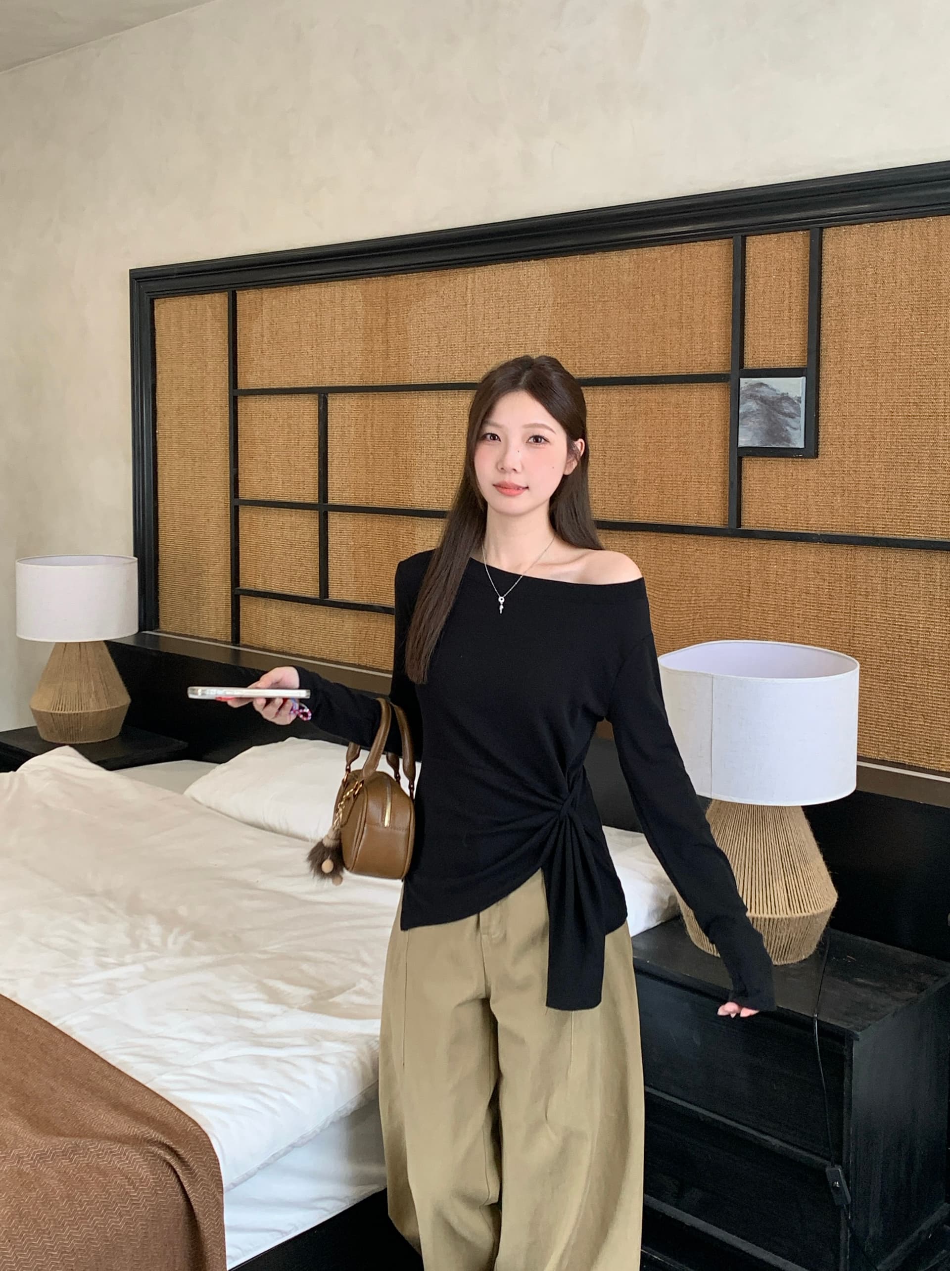실사 빅 사이즈 가을 새로운 한 부서 스트라이프 불규칙 트임 비스듬한 어깨 긴팔 티셔츠 허리 수축 슬림해 보이는 맨위 상세 이미지 15