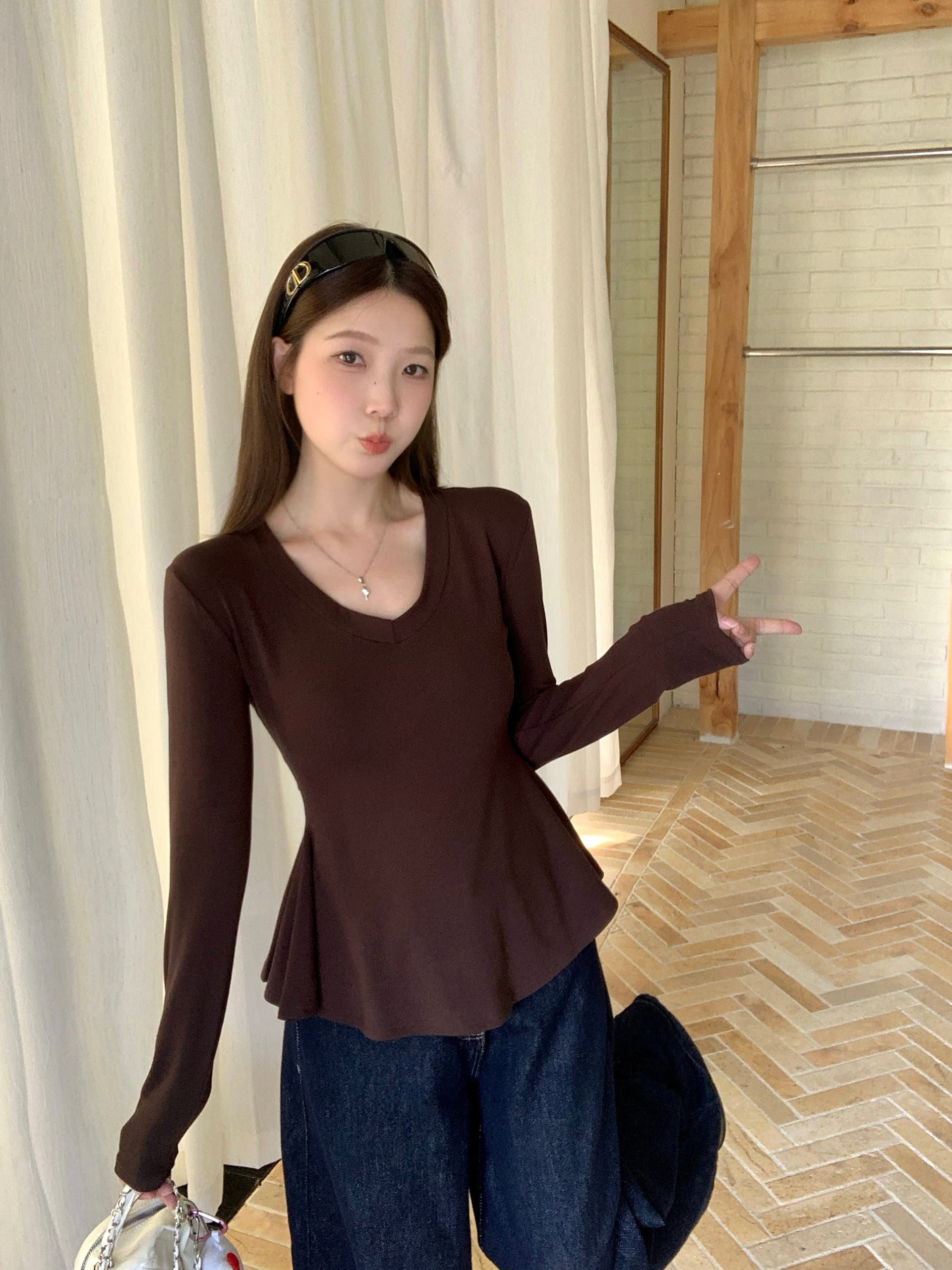 실사 빅 사이즈 지방 mm 가을 겨울 새로운 순수한 욕망 바람 핫걸 디자인 센스 V넥 꼬집기 허리 슬림해 보이는 티셔츠 기본 셔츠 상세 이미지 5