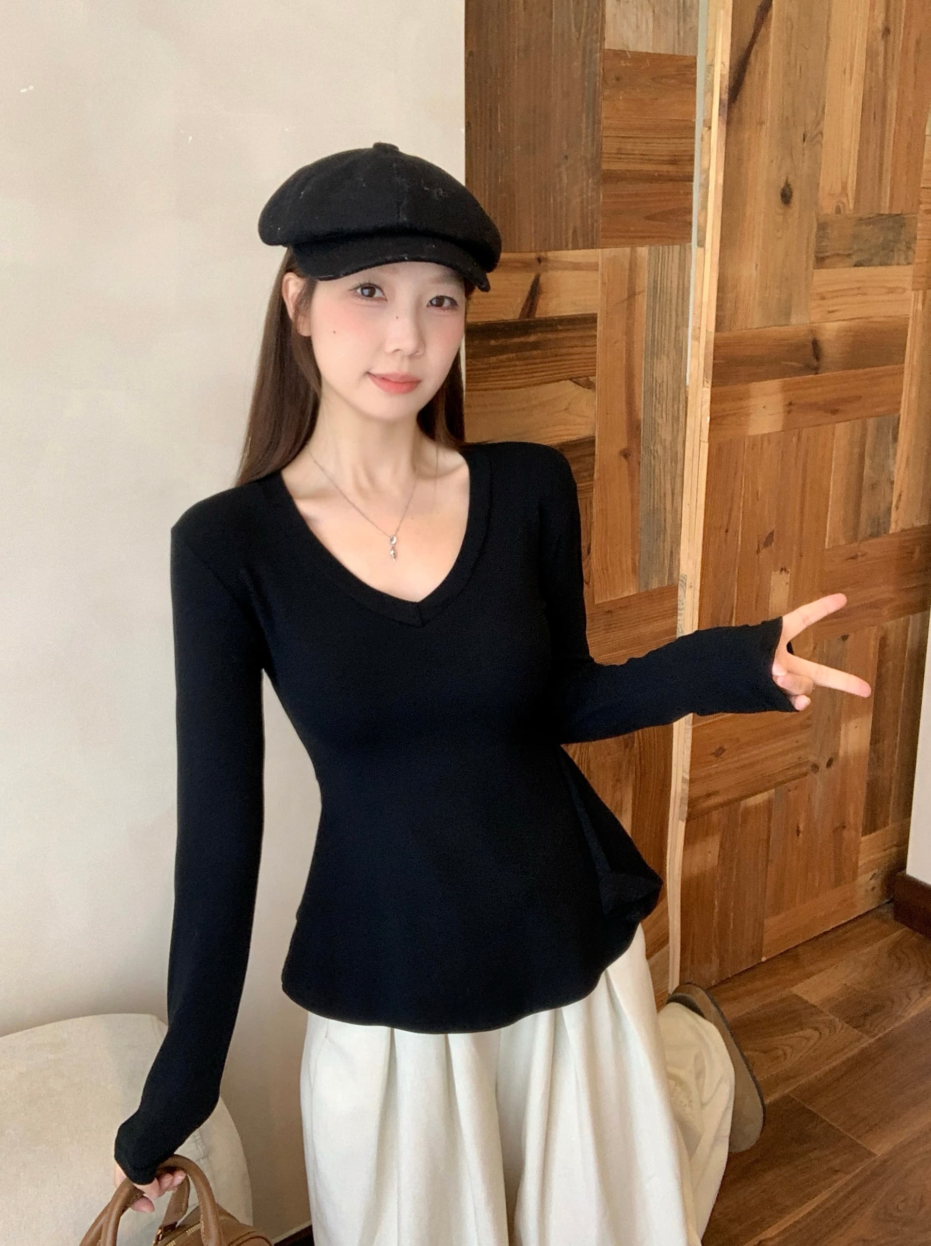 실사 빅 사이즈 지방 mm 가을 겨울 새로운 순수한 욕망 바람 핫걸 디자인 센스 V넥 꼬집기 허리 슬림해 보이는 티셔츠 기본 셔츠 상세 이미지 15
