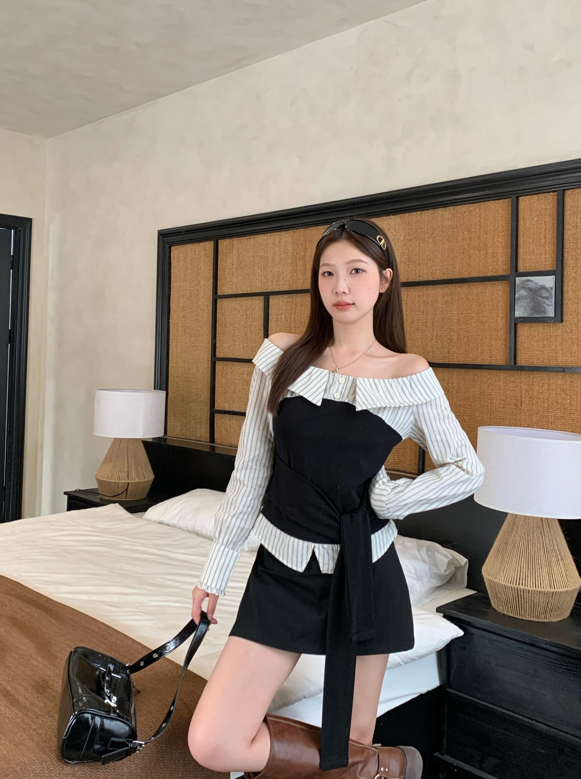 실사 빅 사이즈 가을 새로운 배색 패치워크 스트라이프 디자인 센스 오프숄더 슬림해 보이는 맨위 스트랩 셔츠 이미지 4