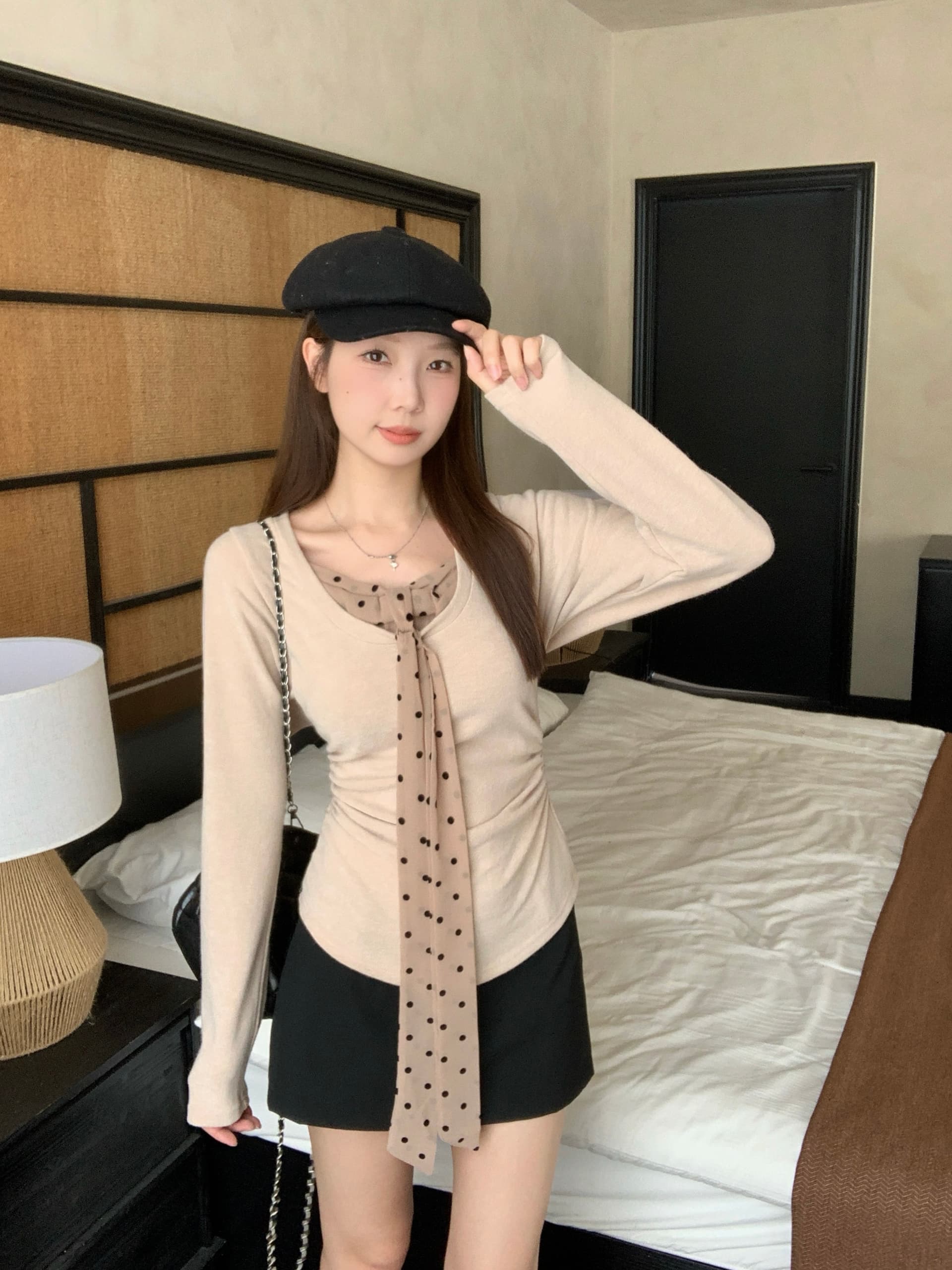 실사 빅 사이즈 여성 의류 가을 겨울 새로운 순수한 욕망 바람 도트 무늬 리본 페이크 레이어드 맨위 몸매 가꾸기 슬림해 보이는 기본 셔츠 이미지 2