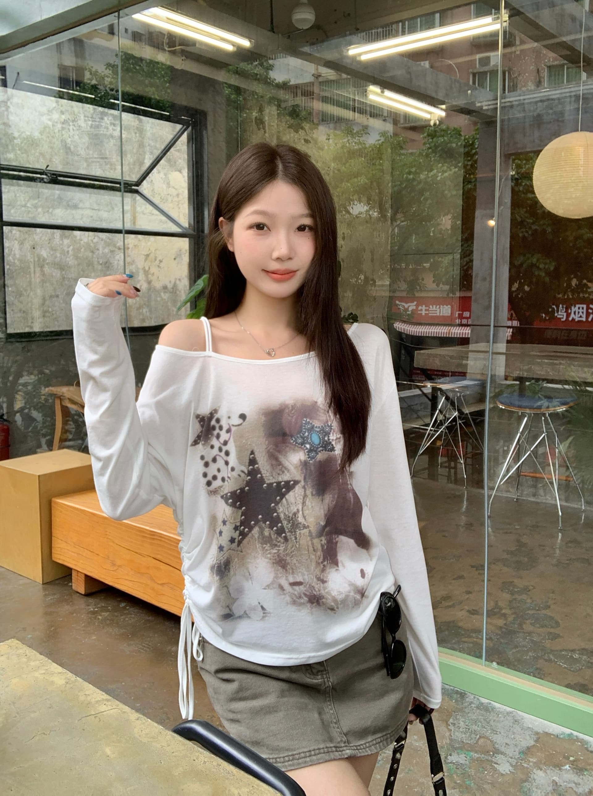 실사 빅 사이즈 여름 새로운 느슨함 센스 오프숄더 프린트 티셔츠 비스듬한 어깨 다용도 루즈핏 태양 보호 셔츠 상세 이미지 2