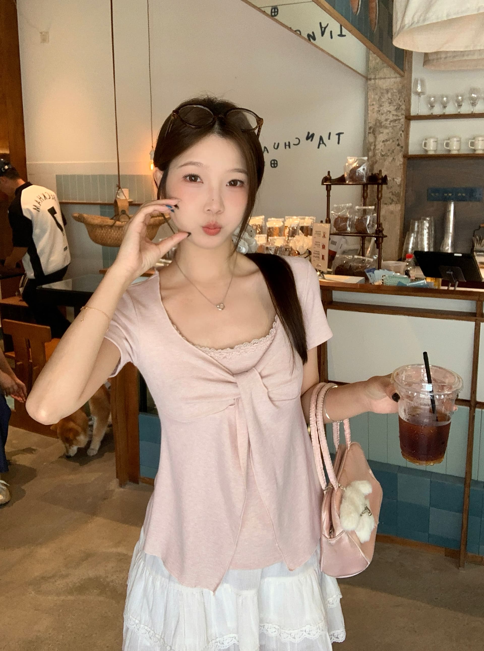 실사 빅 사이즈 지방 mm 여름 새로운 한 부서 달콤한 스타일 레이스 조각 반팔 티셔츠 몸매 가꾸기 슬림해 보이는 맨위 상세 이미지 3