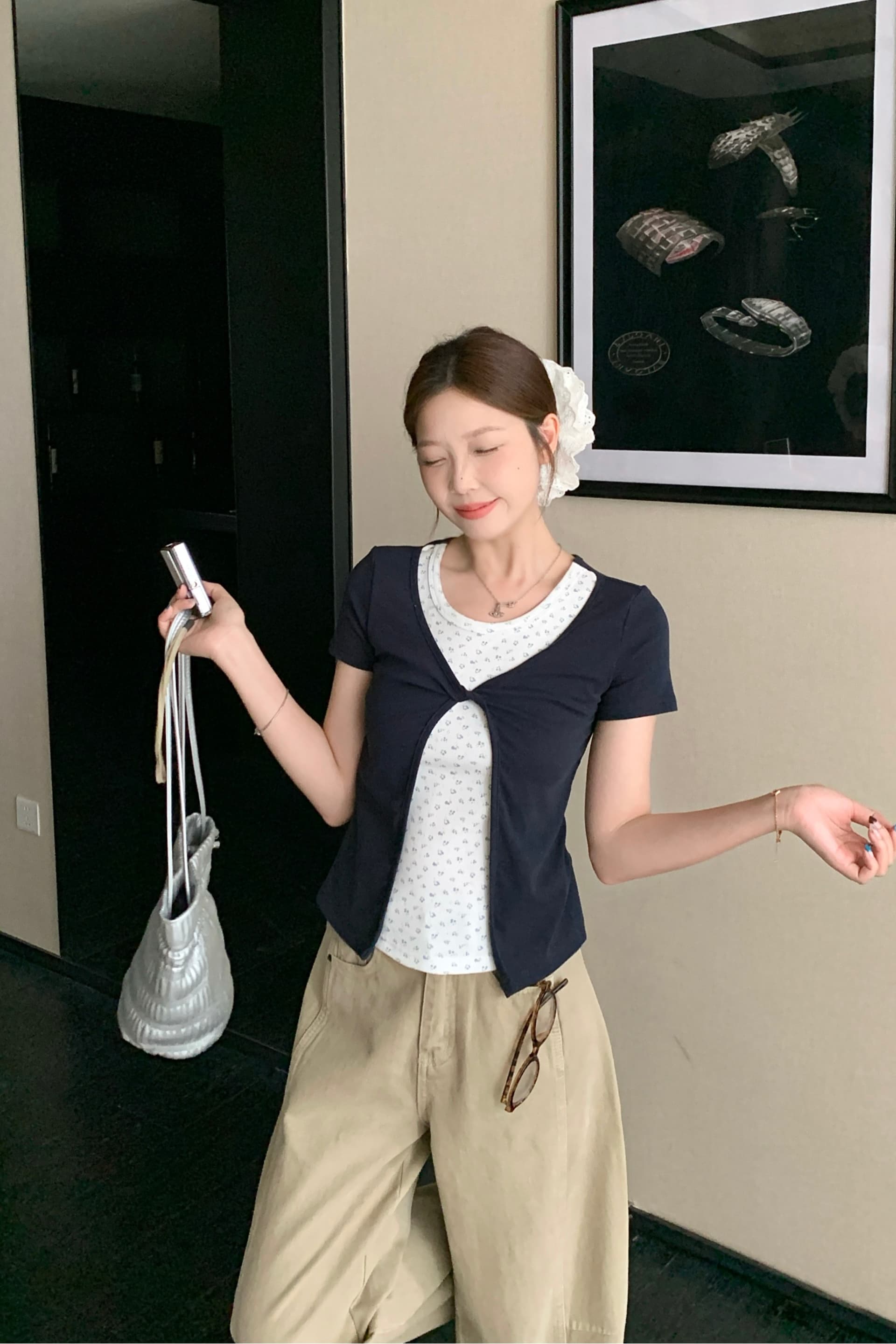 실사 빅 사이즈 여름 새로운 한 부서 디자인 센스 꽃무늬 페이크 레이어드 반팔 티셔츠 몸매 가꾸기 슬림해 보이는 다용도 맨위 이미지 6