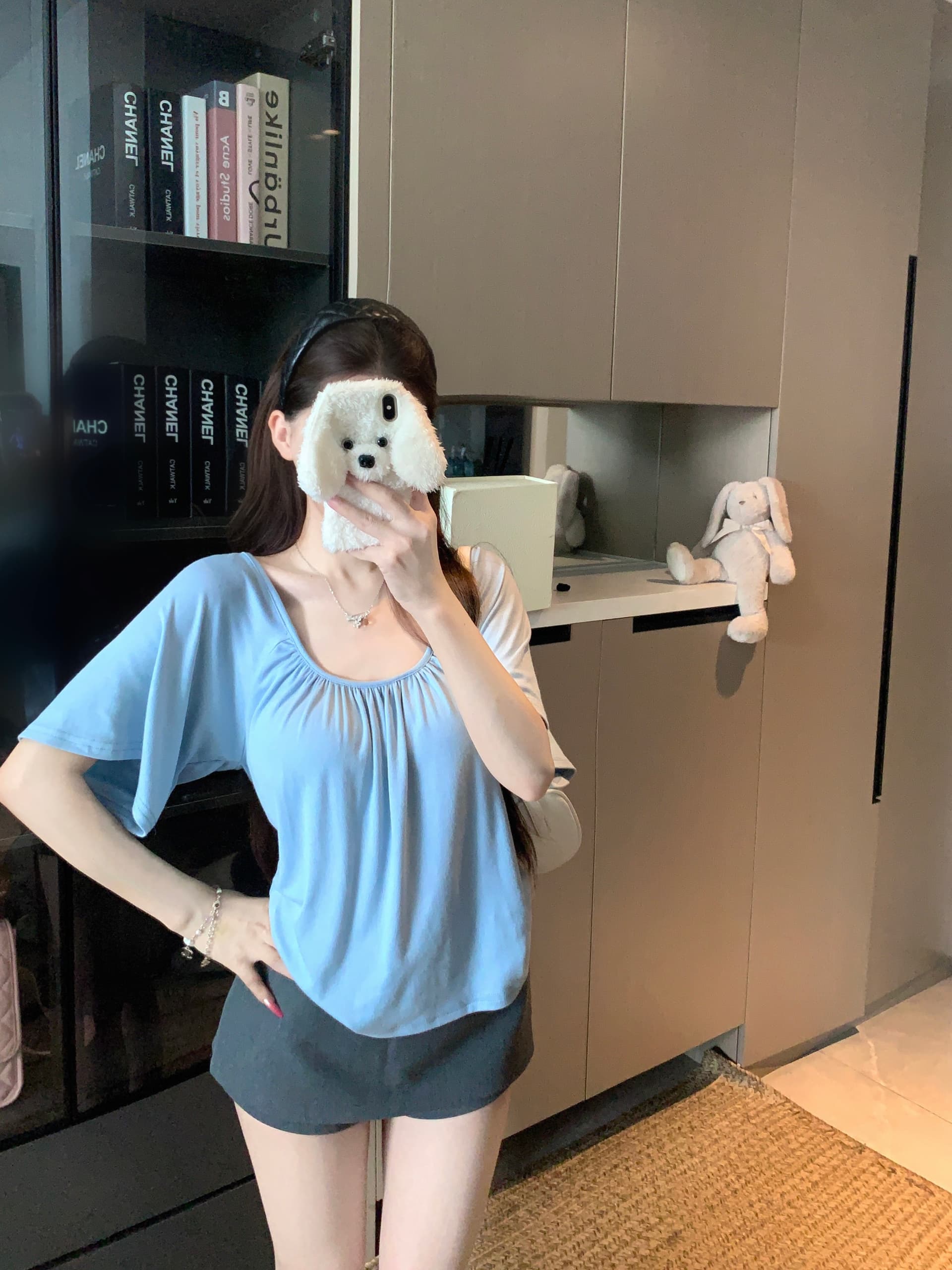 실사 빅 사이즈 여름 새로운 한 부서 단색 미니멀리즘 주름 몸매 가꾸기 슬림해 보이는 맨위 u 칼라 순수한 욕망 바람 반팔 이미지 4