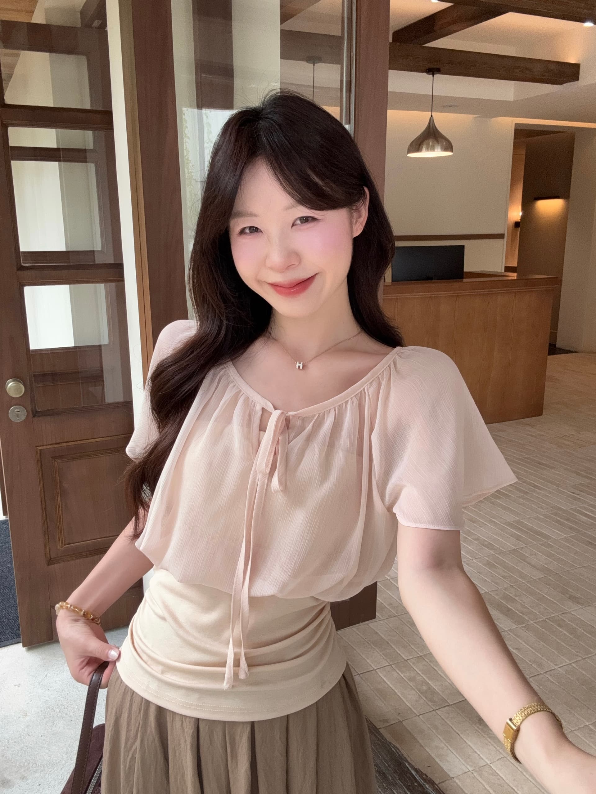 실사 빅 사이즈 지방 mm 한 부서 페이크 레이어드 패치워크 레이스업 V넥 연꽃 잎 소매 셔츠 허리 수축 슬림해 보이는 맨위 상세 이미지 8