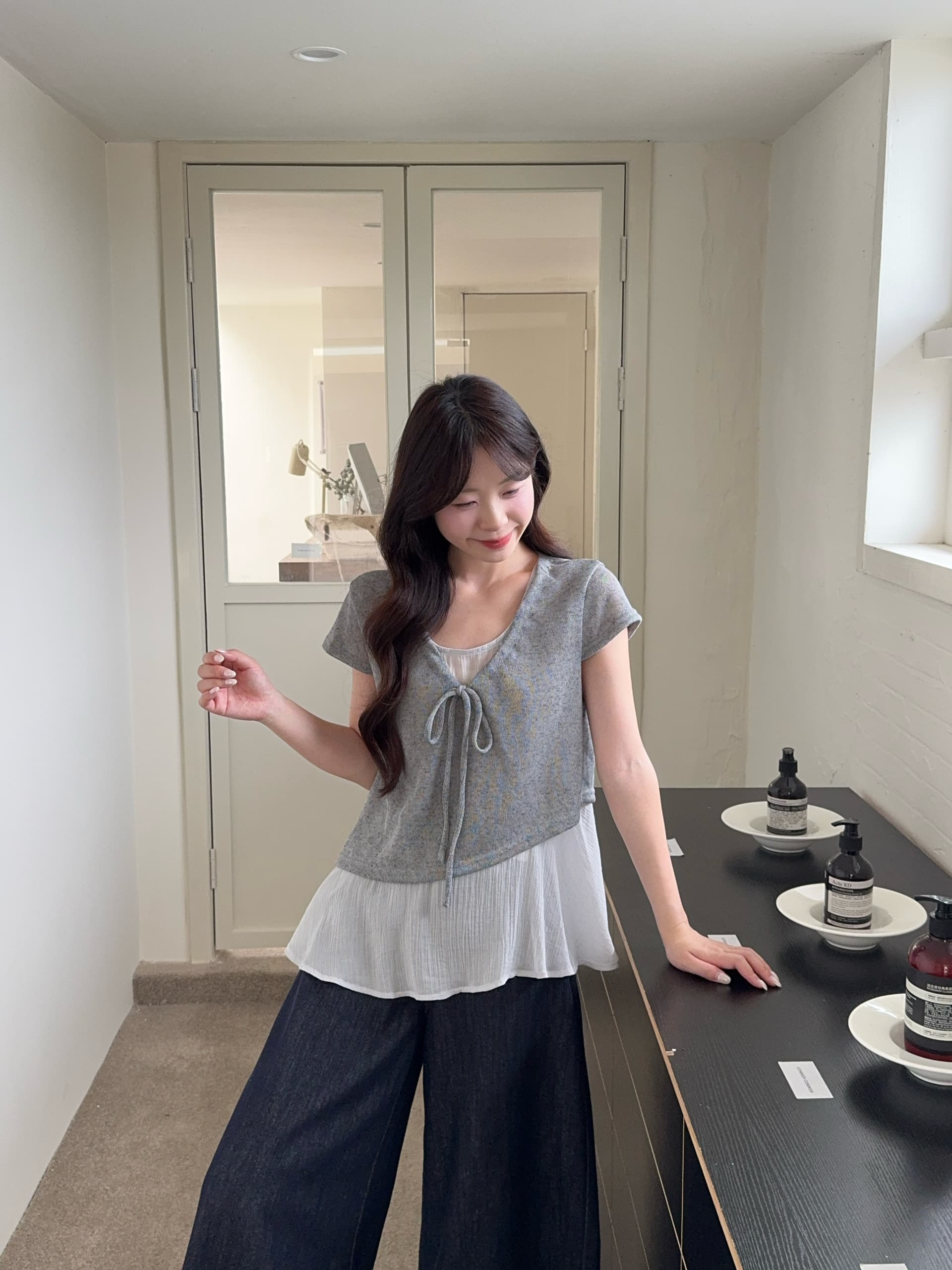 실사 빅 사이즈 한 부서 느긋한 바람 페이크 레이어드 패치워크 V넥 레이스업 반팔 티셔츠 품격 미니멀리즘 맨위 상세 이미지 8