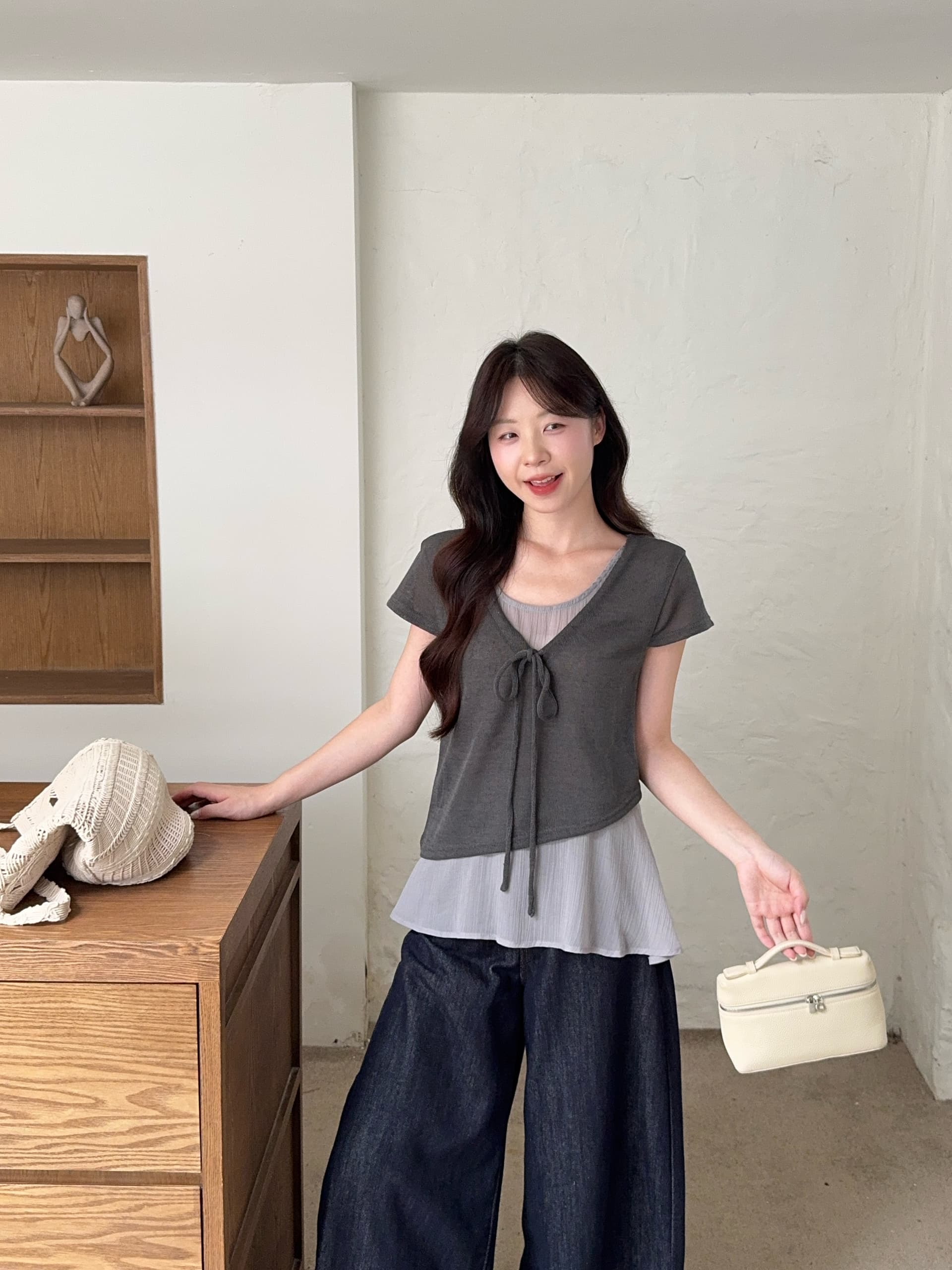실사 빅 사이즈 한 부서 느긋한 바람 페이크 레이어드 패치워크 V넥 레이스업 반팔 티셔츠 품격 미니멀리즘 맨위 상세 이미지 13
