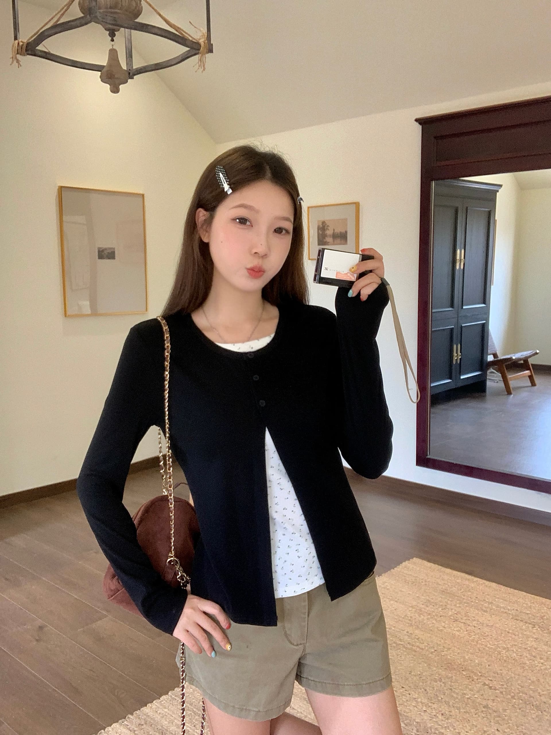 실사 빅 사이즈 가을 새로운 한 부서 꽃무늬 패치워크 배색 페이크 레이어드 긴팔 티셔츠 몸매 가꾸기 다용도 맨위