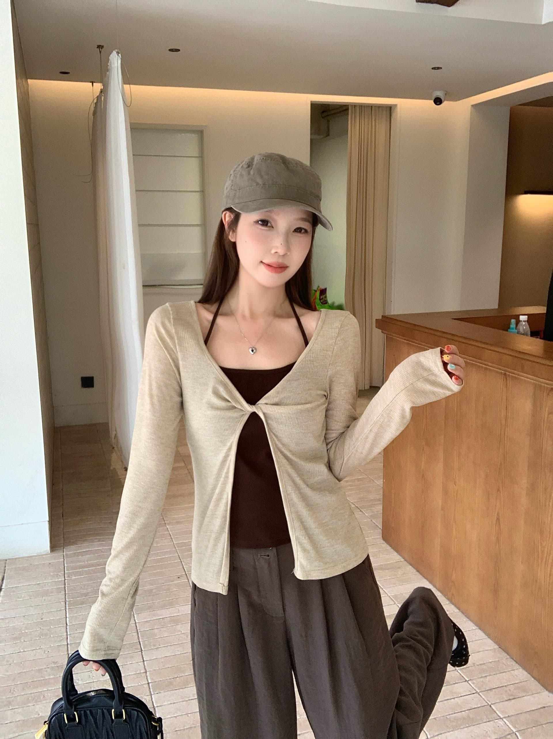 실사 빅 사이즈 가을 새로운 한 부서 느긋한 바람 행침 목 캐미솔 몸매 가꾸기 슬림해 보이는 비틀림 맨위 세트 상세 이미지 7