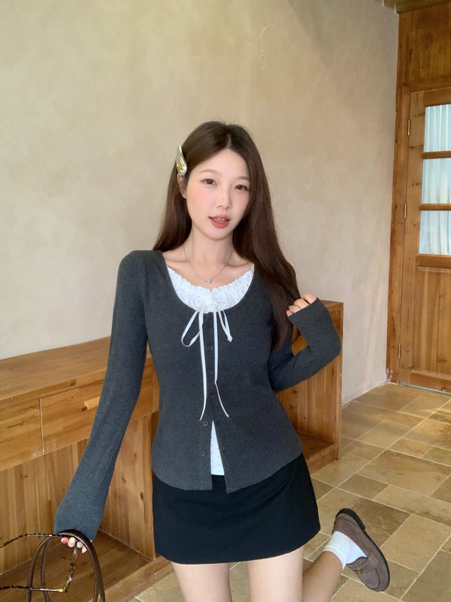 실사 빅 사이즈 가을 새로운 한 부서 도트 무늬 레이스업 페이크 레이어드 긴팔 티셔츠 몸매 가꾸기 슬림해 보이는 다용도 맨위 상세 이미지 7