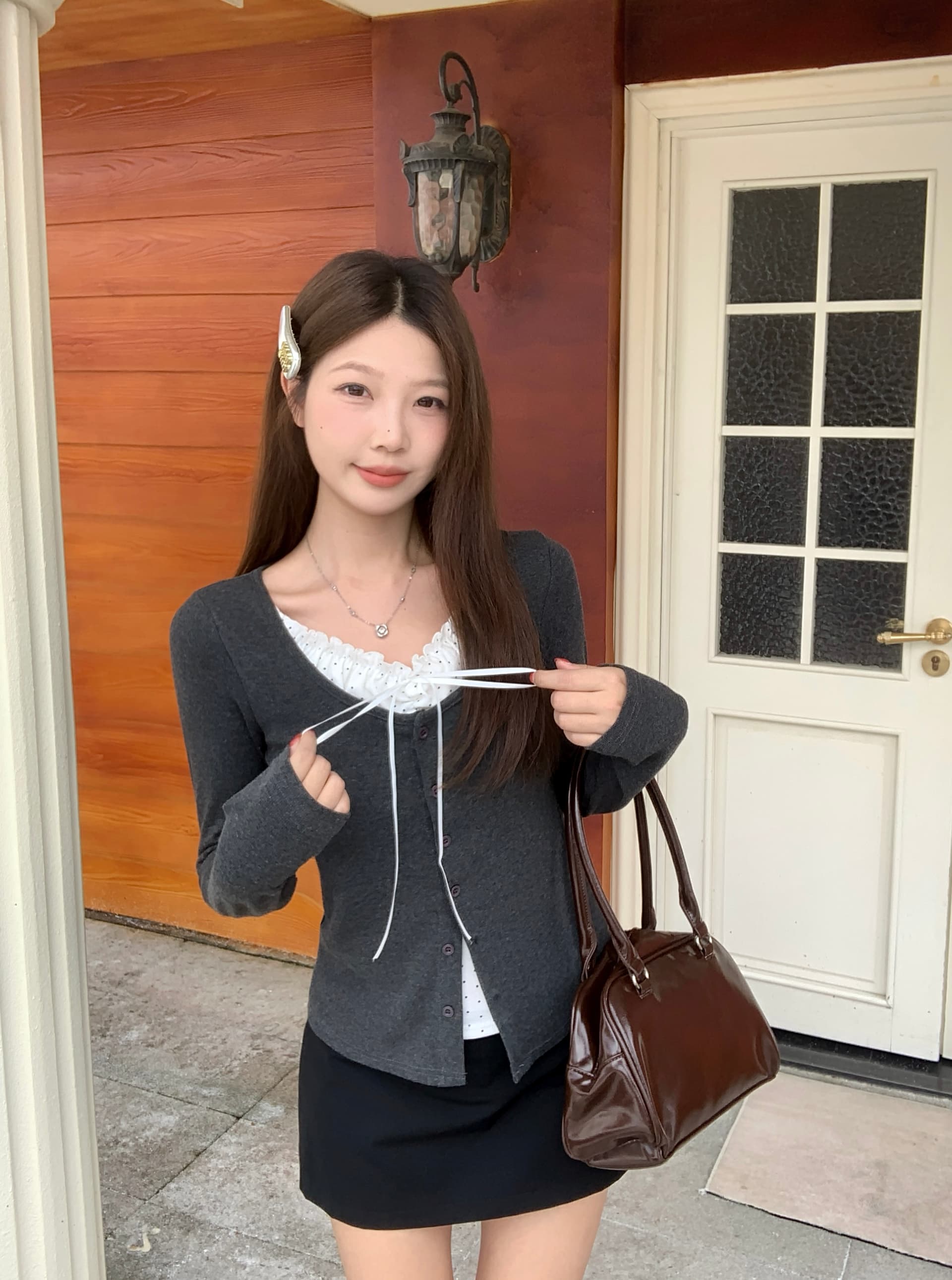 실사 빅 사이즈 가을 새로운 한 부서 도트 무늬 레이스업 페이크 레이어드 긴팔 티셔츠 몸매 가꾸기 슬림해 보이는 다용도 맨위 상세 이미지 8