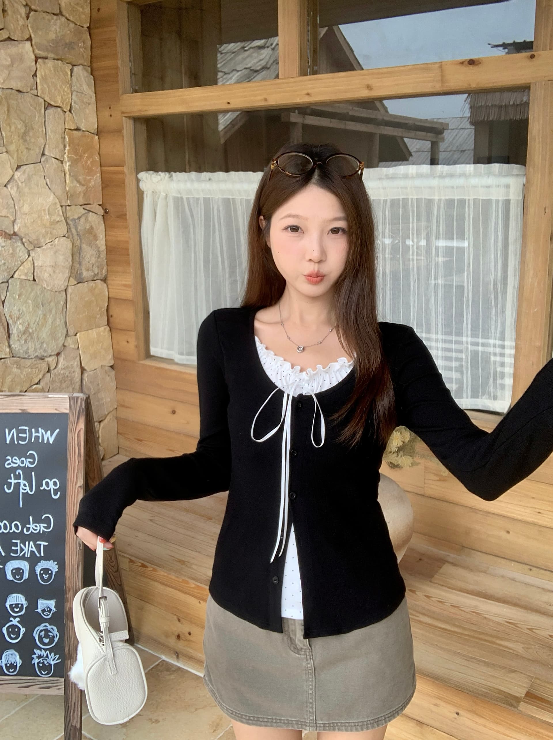 실사 빅 사이즈 가을 새로운 한 부서 도트 무늬 레이스업 페이크 레이어드 긴팔 티셔츠 몸매 가꾸기 슬림해 보이는 다용도 맨위 상세 이미지 10