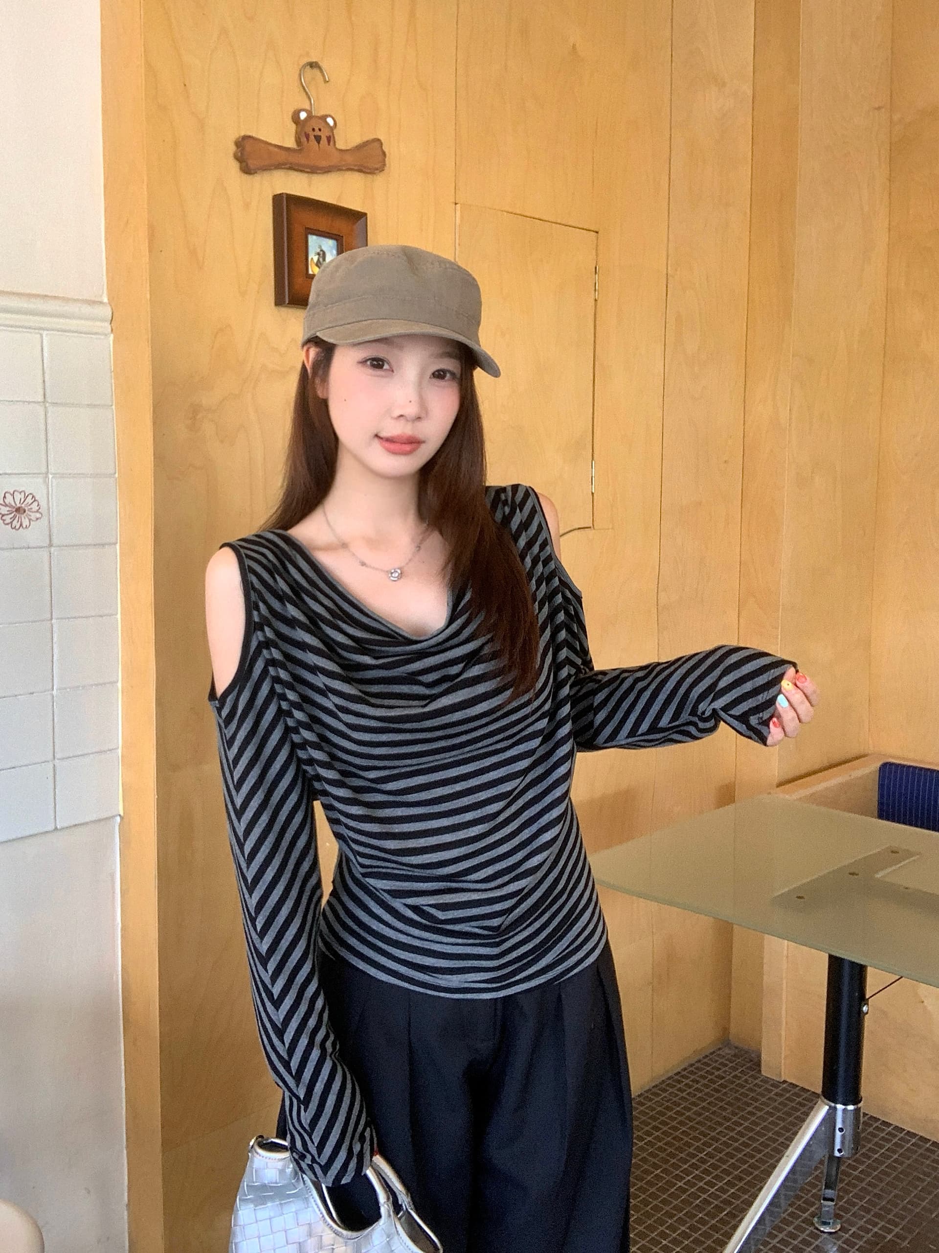 실사 빅 사이즈 가을 새로운 한 부서 느긋한 바람 흔들다 칼라 오프숄더 긴팔 티셔츠 슬림해 보이는 다용도 맨위 상세 이미지 2
