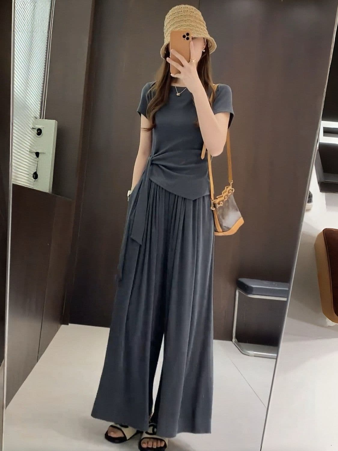 자이언트 잘 생긴 ootd 전체 집합 2026 새로운 반팔 여성 여름 넓은 다리 길이 바지 캐주얼 투피스 세트 상세 이미지 6