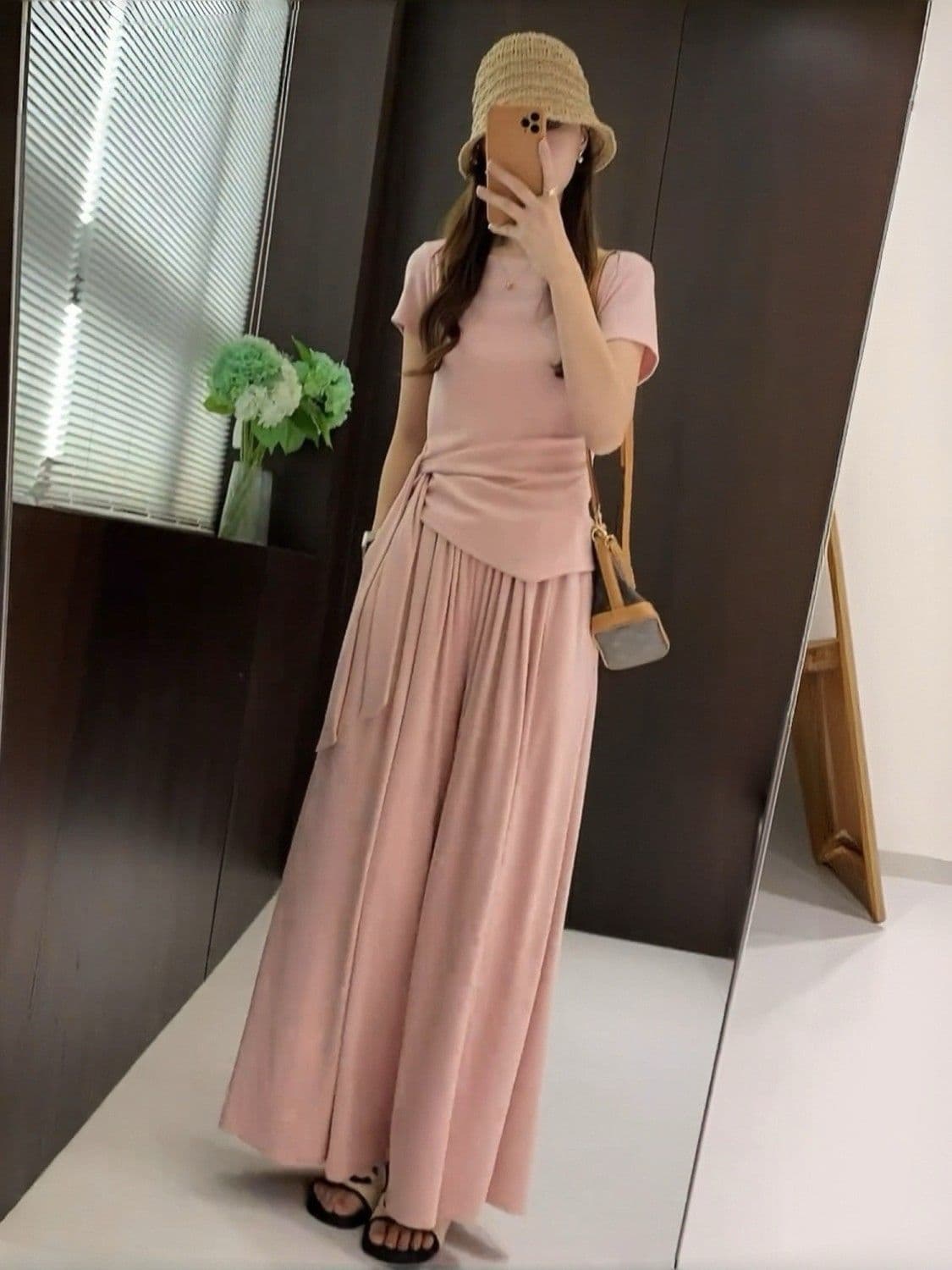 자이언트 잘 생긴 ootd 전체 집합 2026 새로운 반팔 여성 여름 넓은 다리 길이 바지 캐주얼 투피스 세트 상세 이미지 8