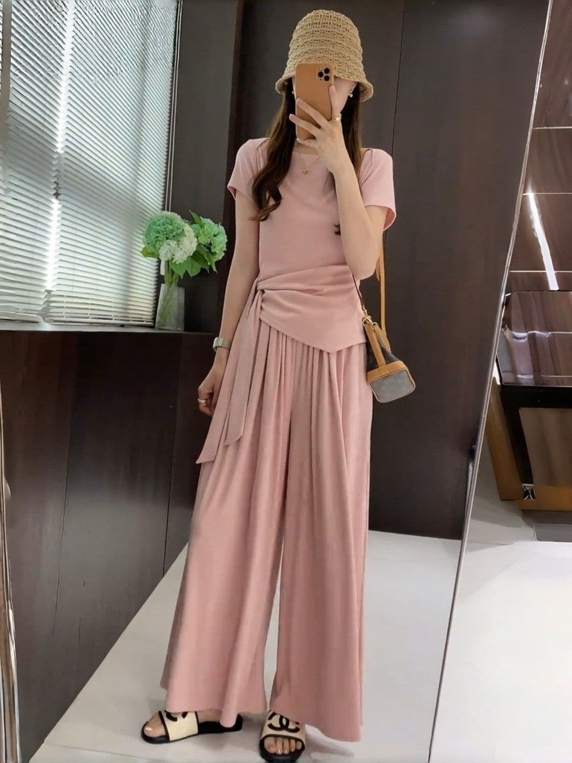 자이언트 잘 생긴 ootd 전체 집합 2026 새로운 반팔 여성 여름 넓은 다리 길이 바지 캐주얼 투피스 세트 상세 이미지 9
