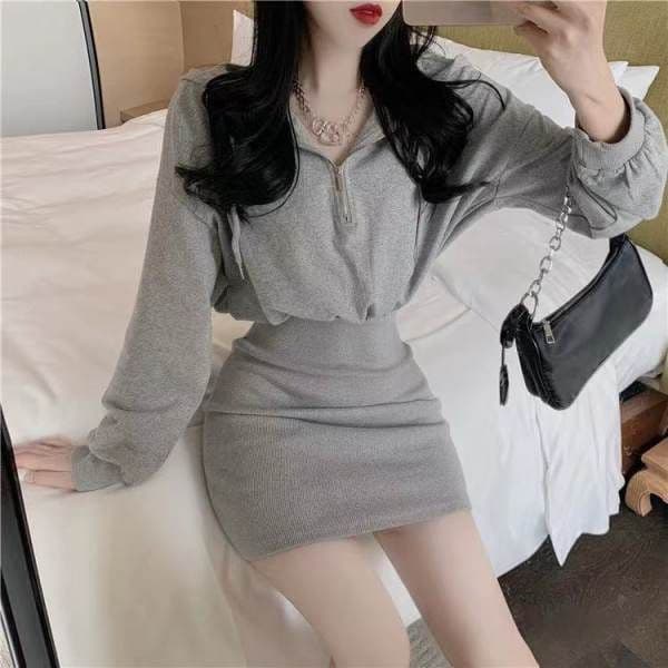프랑스식 후드 캐주얼 후드티 여성 드레스 2026 가을 새로운 허리 수축 품격 슬림해 보이는 만나는 타이트 스커트 치마