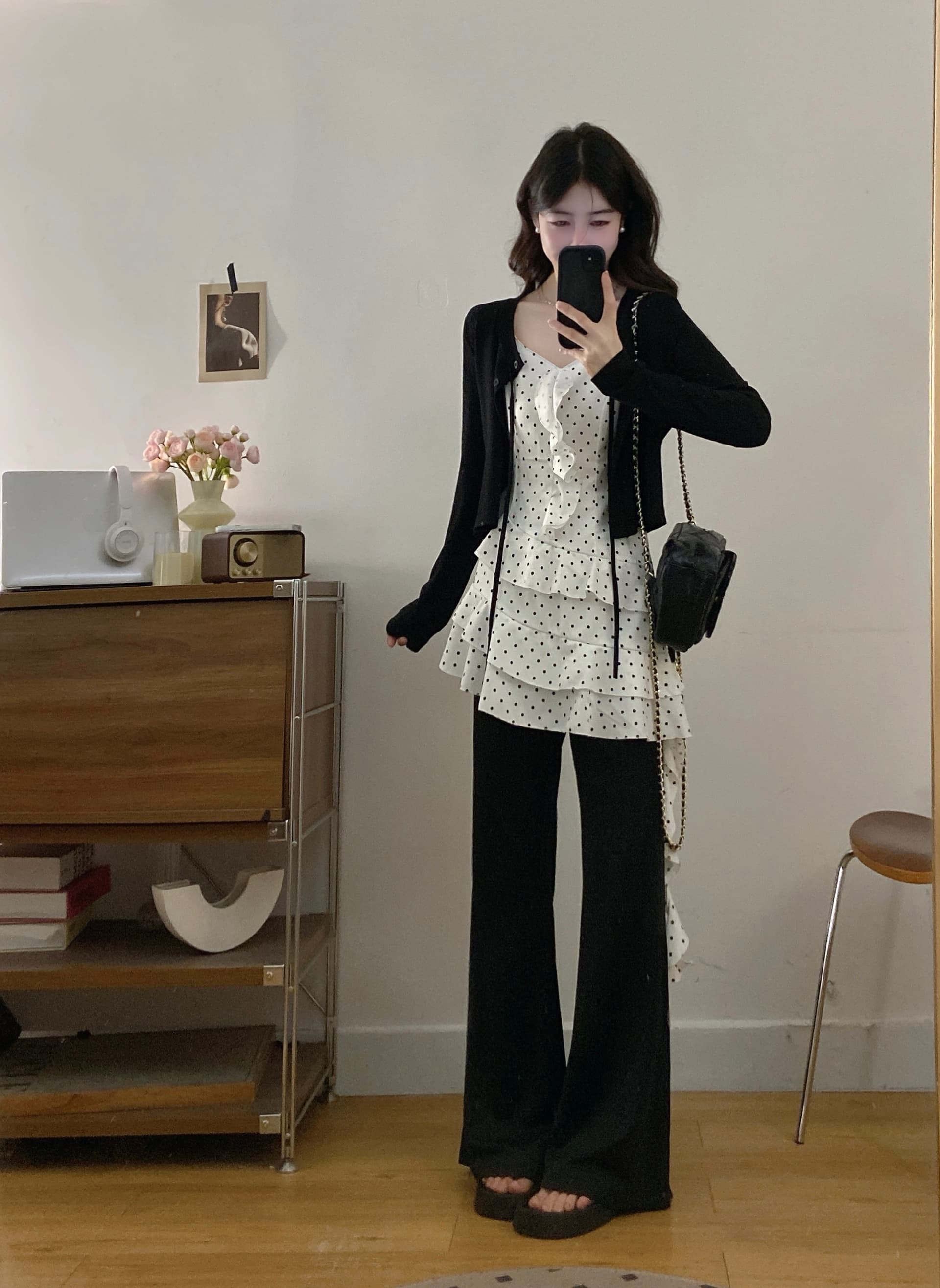 실사 빅 사이즈 프랑스식 화이트 도트 무늬 불규칙 캐미솔 지방 mm 표지 고기 슬림해 보이는 민소매 만나는 맨위 상세 이미지 4