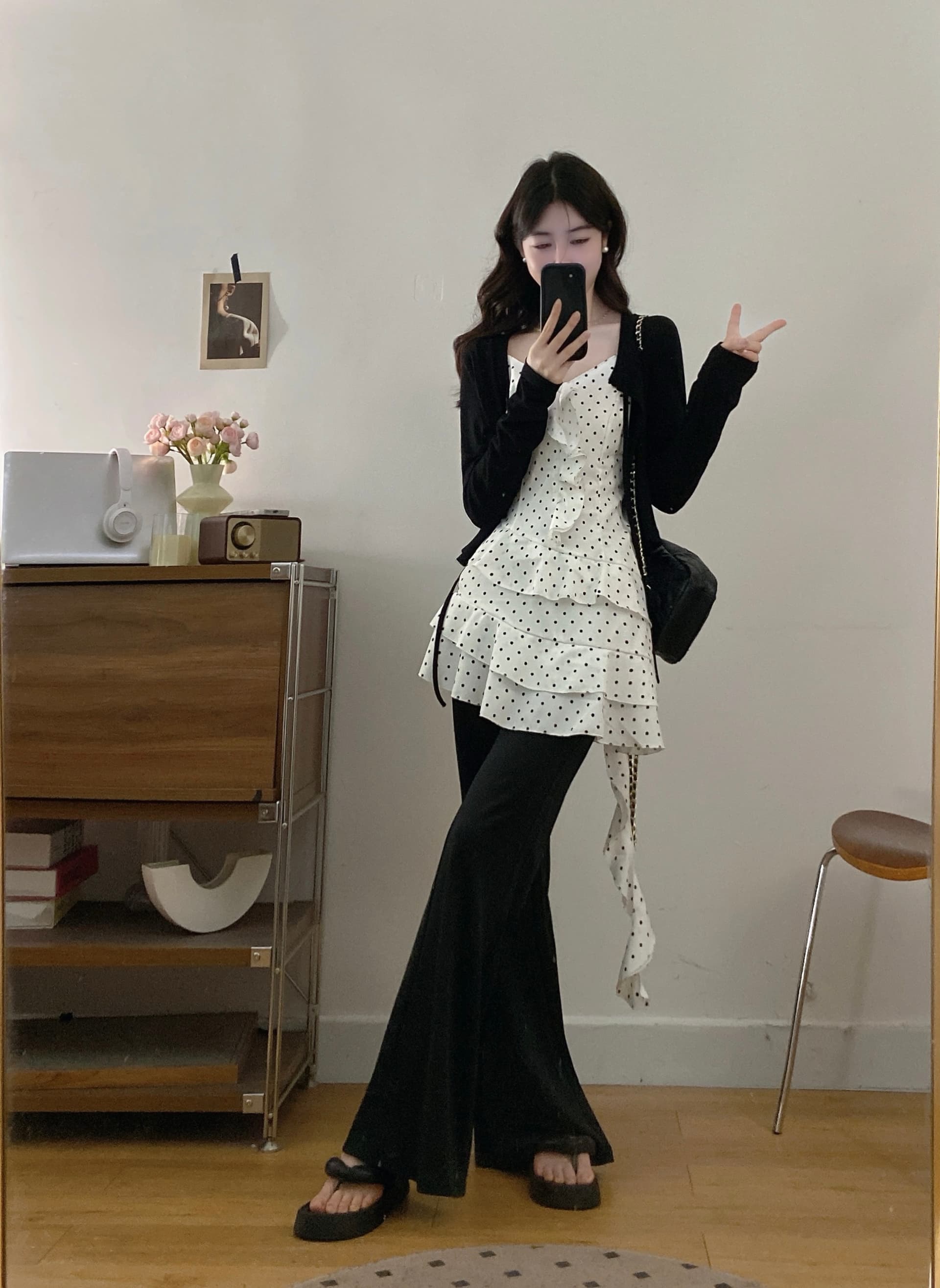 실사 빅 사이즈 프랑스식 화이트 도트 무늬 불규칙 캐미솔 지방 mm 표지 고기 슬림해 보이는 민소매 만나는 맨위 상세 이미지 7
