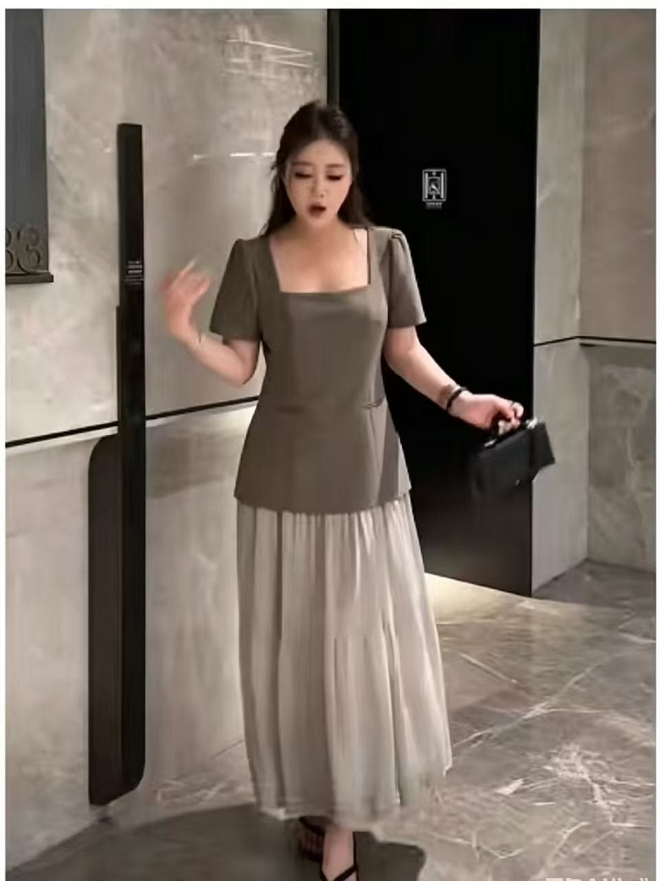 선적 중 키키 이상한 빅 사이즈 여성 의류 맑은 주간 입장권 페이크 레이어드 패치워크 프릴 드레스 이미지 4