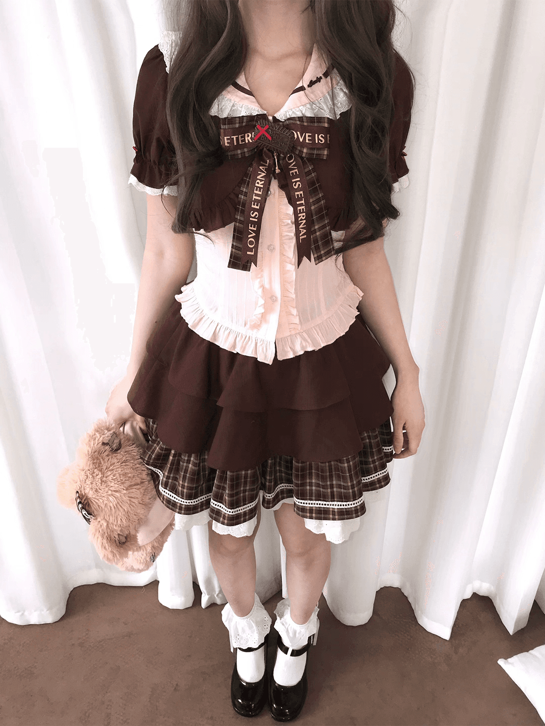 라 라 소스 딸기 코코아 고대 조기 센스 베이비 칼라 페이크 레이어드 나비 반팔 셔츠 세트 체크무늬 케이크 드레스 이미지 4