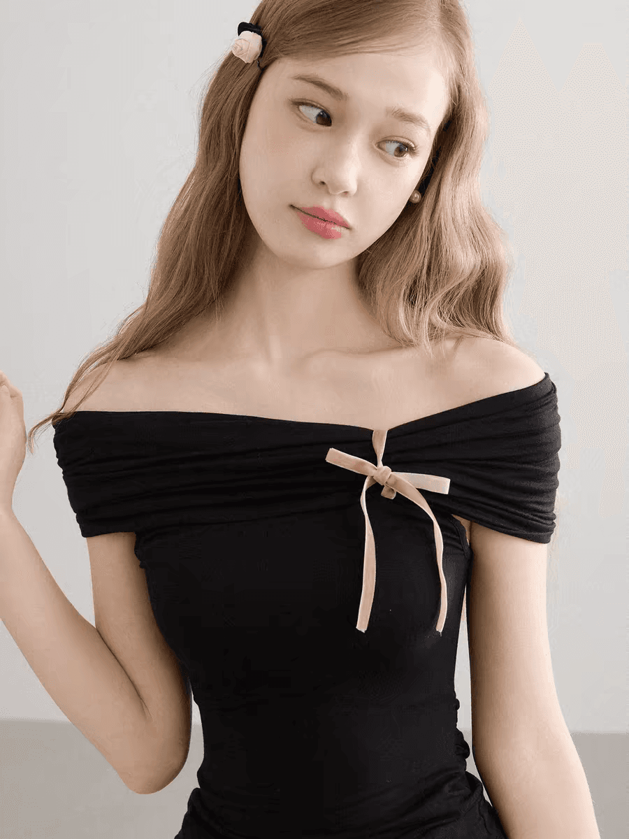 순수한 욕망 오프숄더 반팔 티셔츠 여성 여름 디자인 센스 고유 한 아름다운 자이언트 잘 생긴 비스듬한 어깨 의류 핑크색 미니 스커트 이미지 4