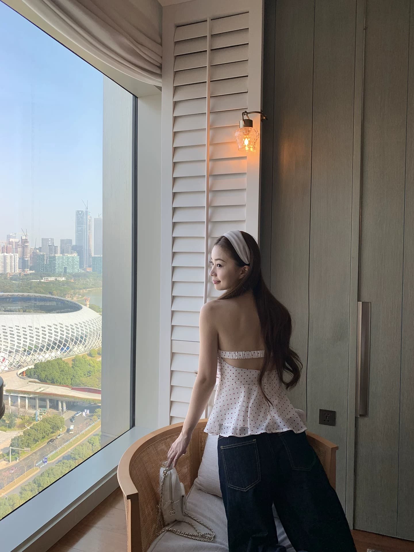 레드 맨 파빌리온 조끼 여성 인사이드 가져 가라. 2026 슈퍼 화재 연령 감소 새로운 화이트 도트 무늬 쇼트 스타일 오프숄더 백리스 튜브탑 맨위 상세 이미지 3