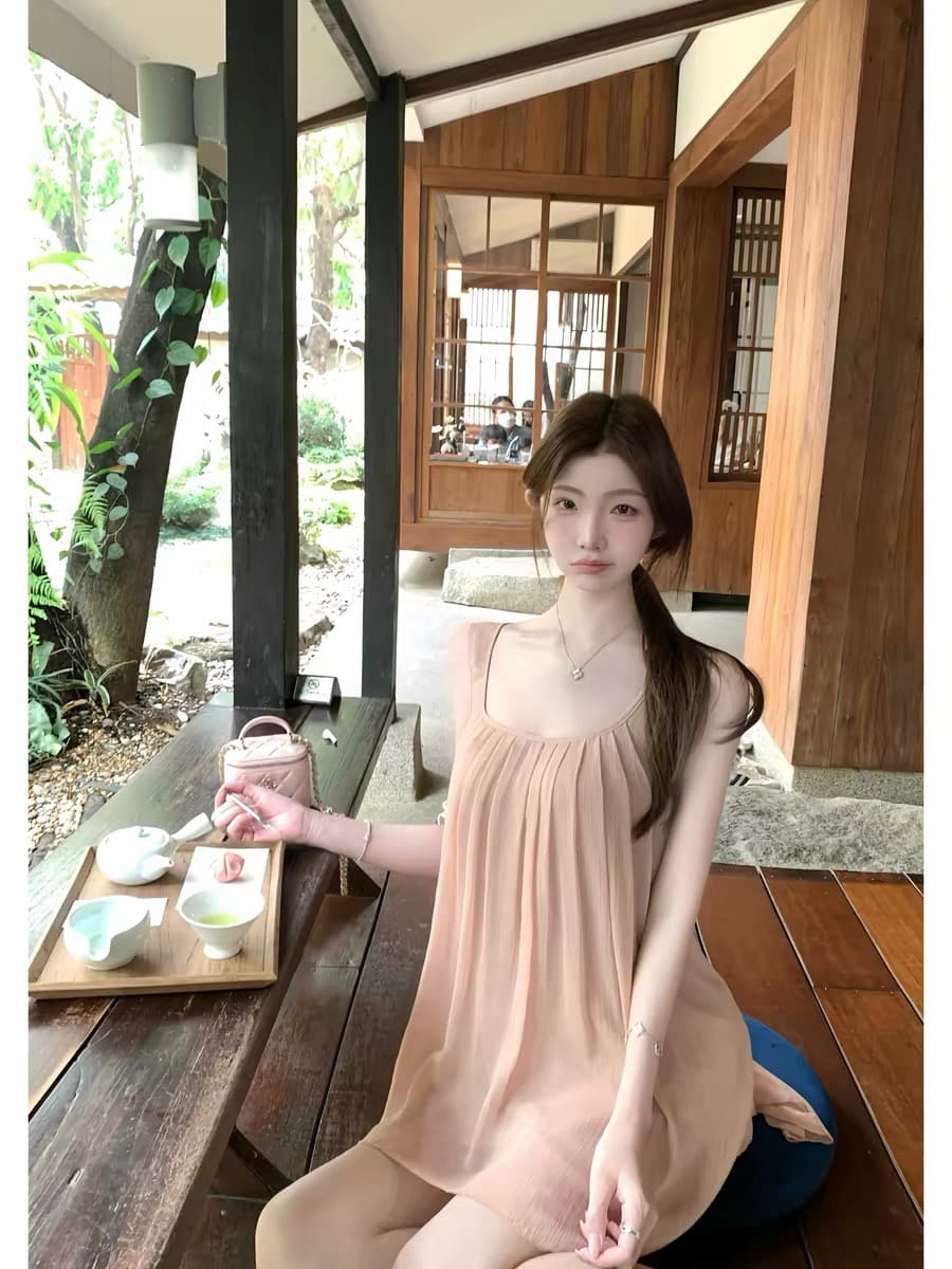 화이트 워터 여성 봄 사람들과 적합한 대 라운드 넥 조끼 여성 여름 휴가 바람 우아한 슬림해 보이는 광대역 플리츠 쉬폰 블라우스 이미지 3