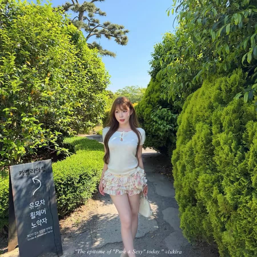 lukira 빛 연 여름 라운드 넥 나비 매듭 홀로우 아웃 자카드 니트 반팔 티셔츠 여성 여름 슬림해 보이는 맨위 상세 이미지 4