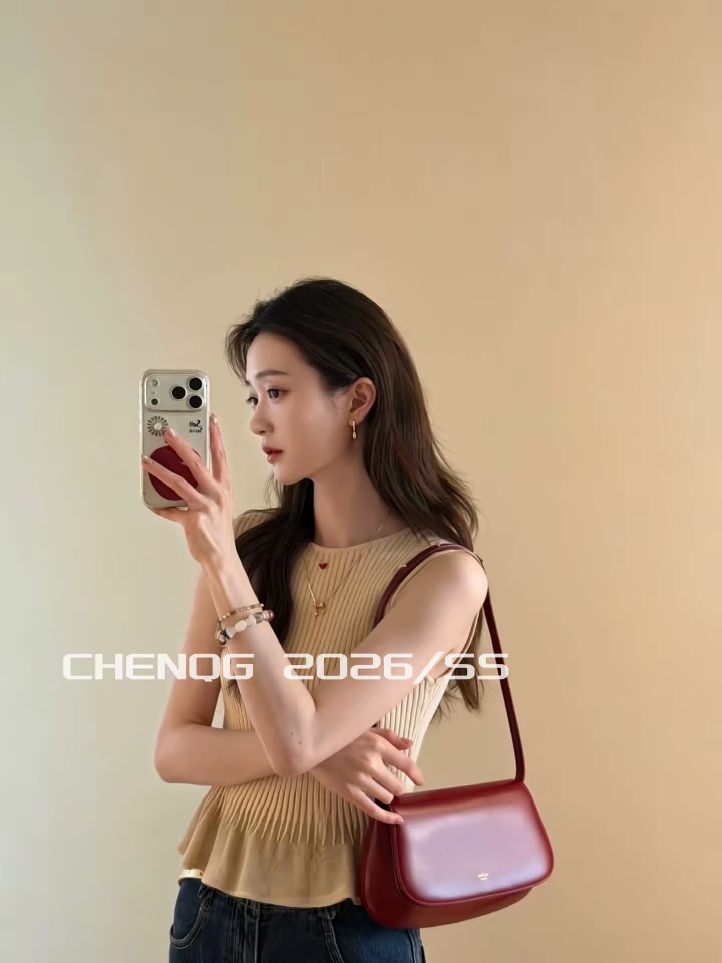 첸 돈 수 있습니다. ss 디자인 센스 구덩이 기사 패치워크 니트 조끼 2026 여성 여름 배색 페이크 레이어드 민소매 맨위 상세 이미지 2