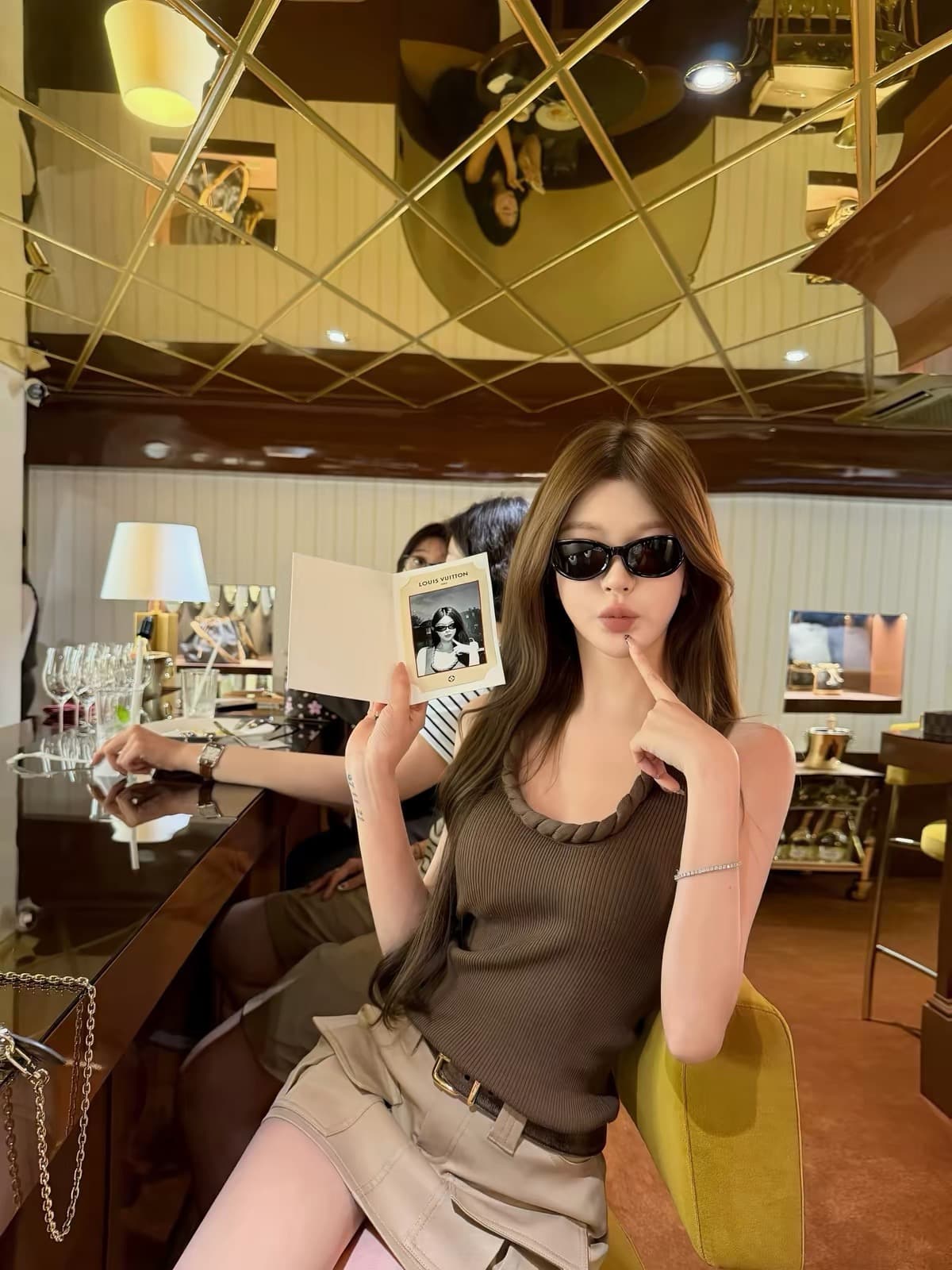 chicyou 켄 콩 수식 삼색 매듭 대 라운드 넥 유럽과 미국 여성 스타 미니멀리즘 품격 니트 조끼 상세 이미지 5