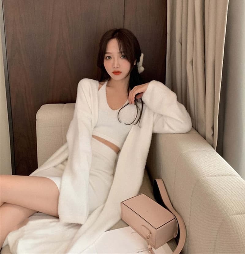 한 부서 순수한 욕망 바람 모방 밍크 플리스 스웨터 세 조각 여성 세트 롱 코트 카디건 코트 행침 목 슬립 타이트 스커트 미니 스커트 상세 이미지 8
