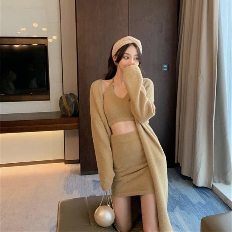 한 부서 순수한 욕망 바람 모방 밍크 플리스 스웨터 세 조각 여성 세트 롱 코트 카디건 코트 행침 목 슬립 타이트 스커트 미니 스커트 상세 이미지 13